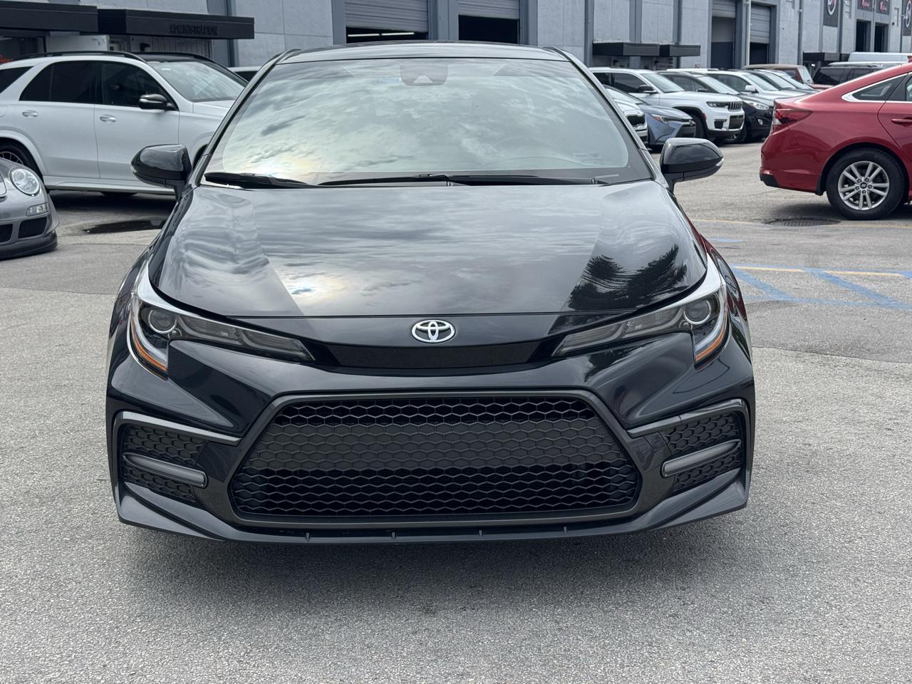 Toyota Corolla SE Nightshade CVT (Natl) 2022