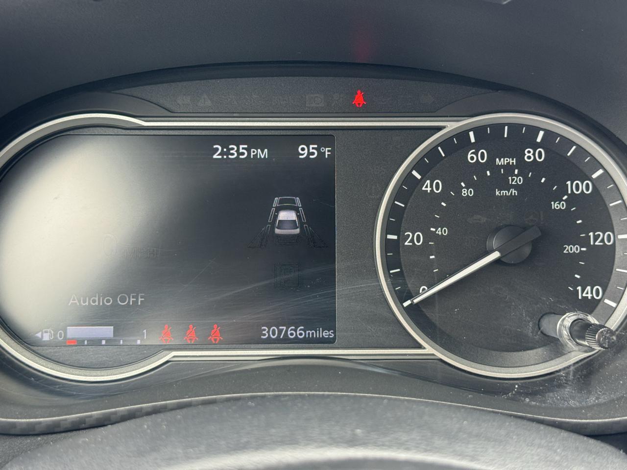 Nissan Versa SV CVT 2025
