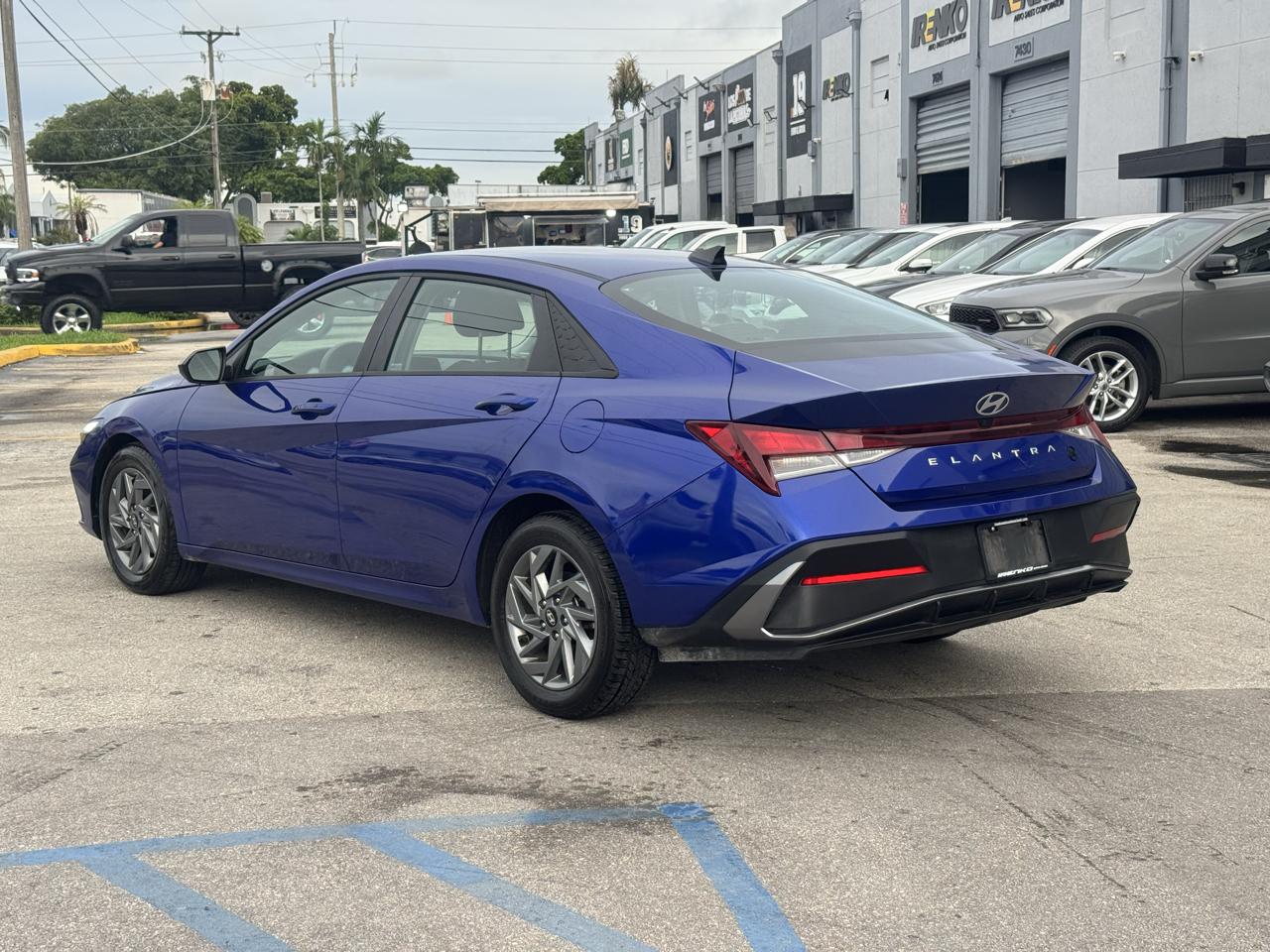 Hyundai Elantra SEL IVT 2024