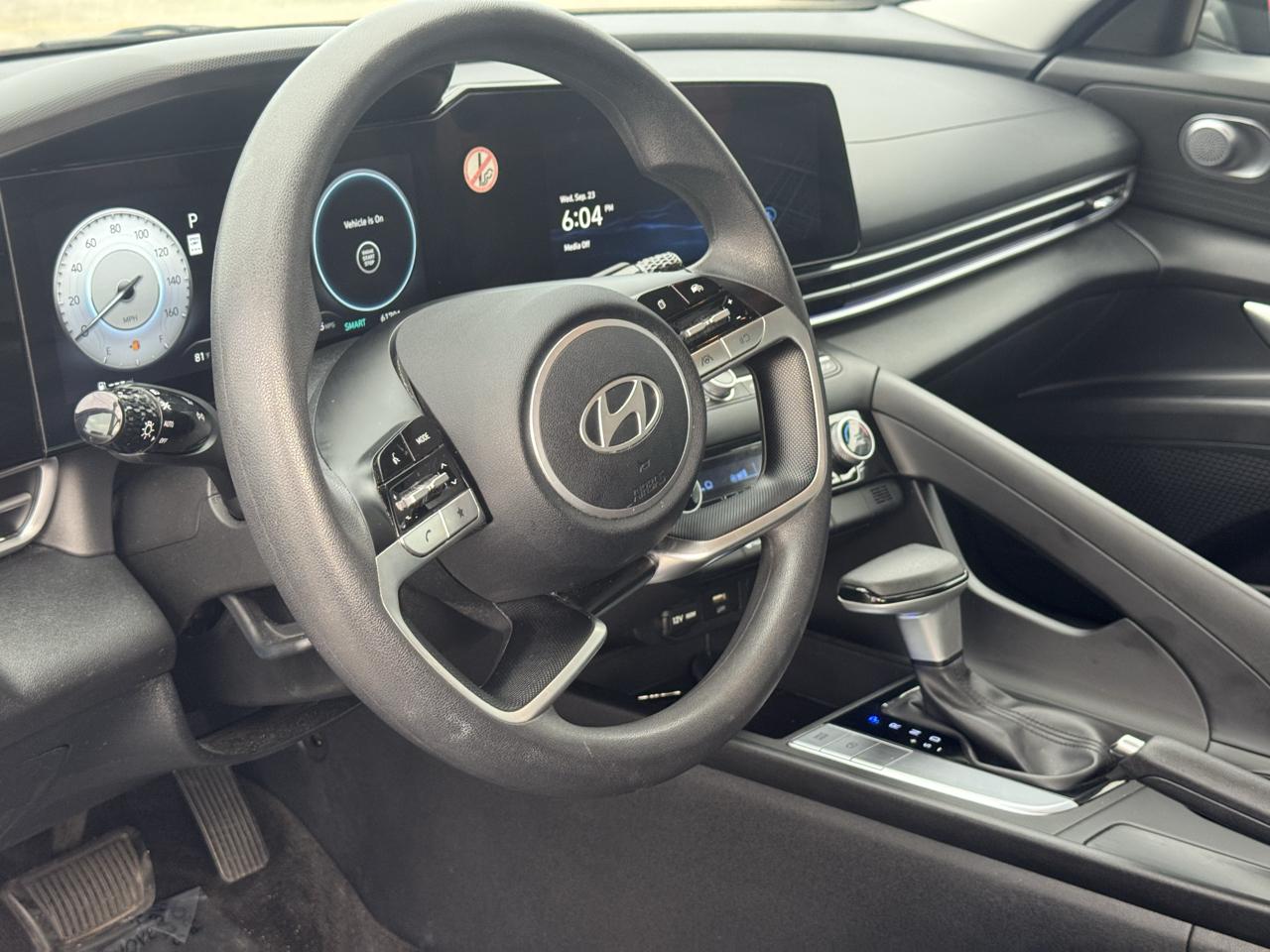 Hyundai Elantra SEL IVT 2024