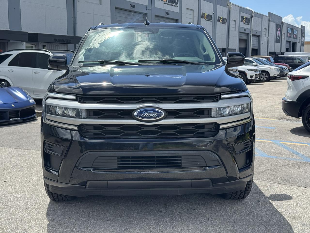Ford Expedition Max XLT 4x2 2023