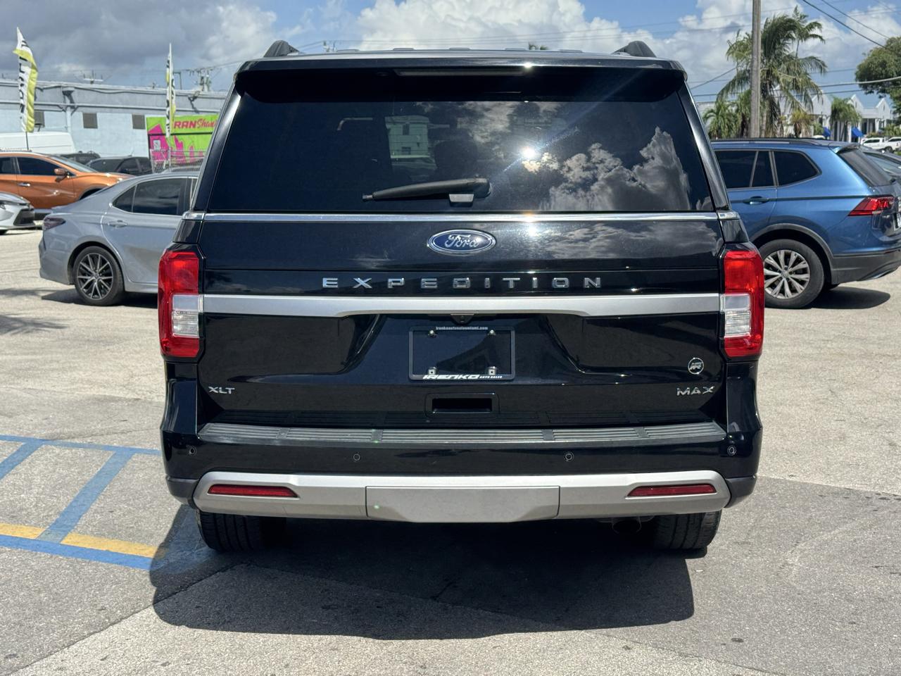 Ford Expedition Max XLT 4x2 2023