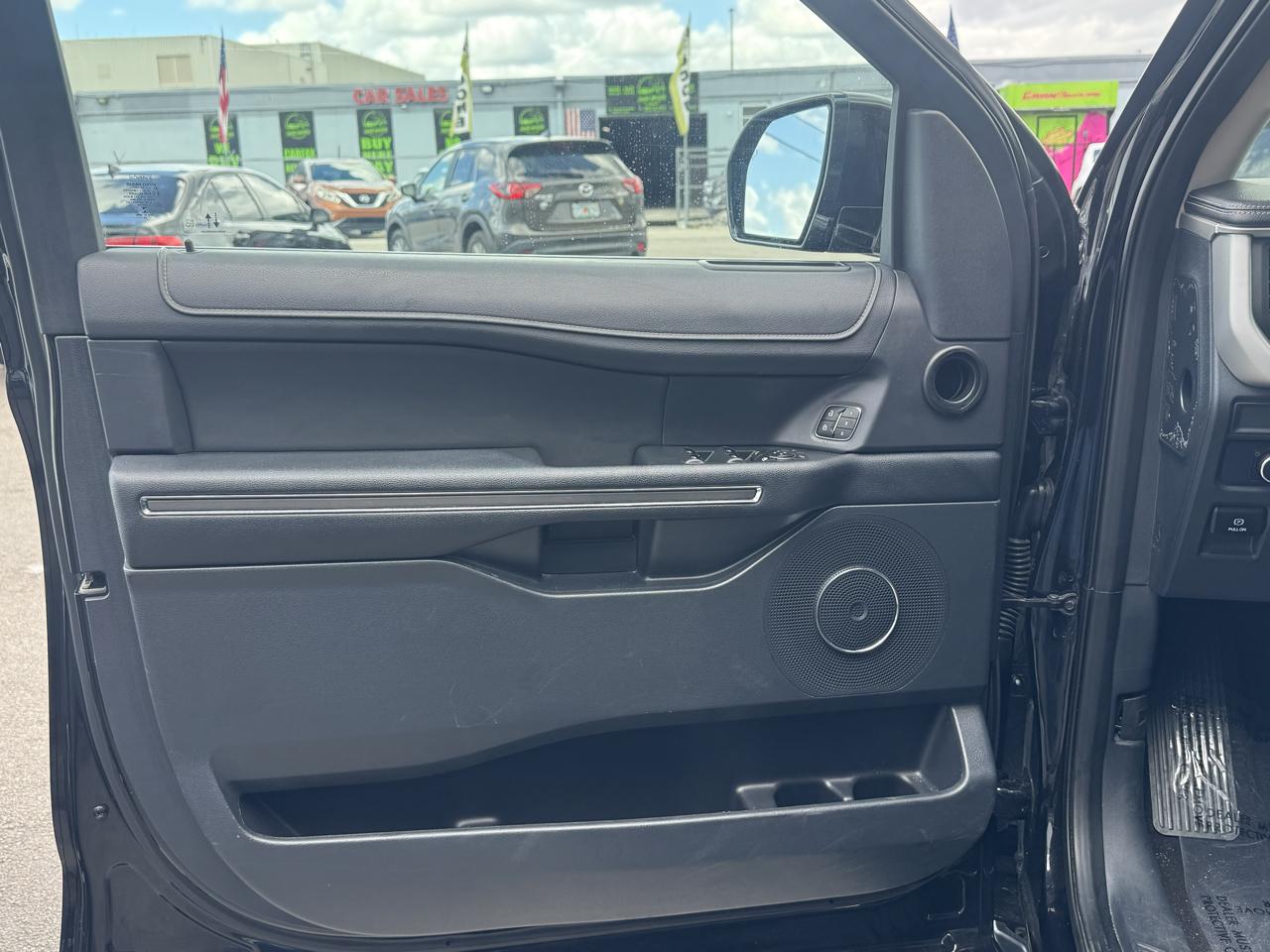 Ford Expedition Max XLT 4x2 2023
