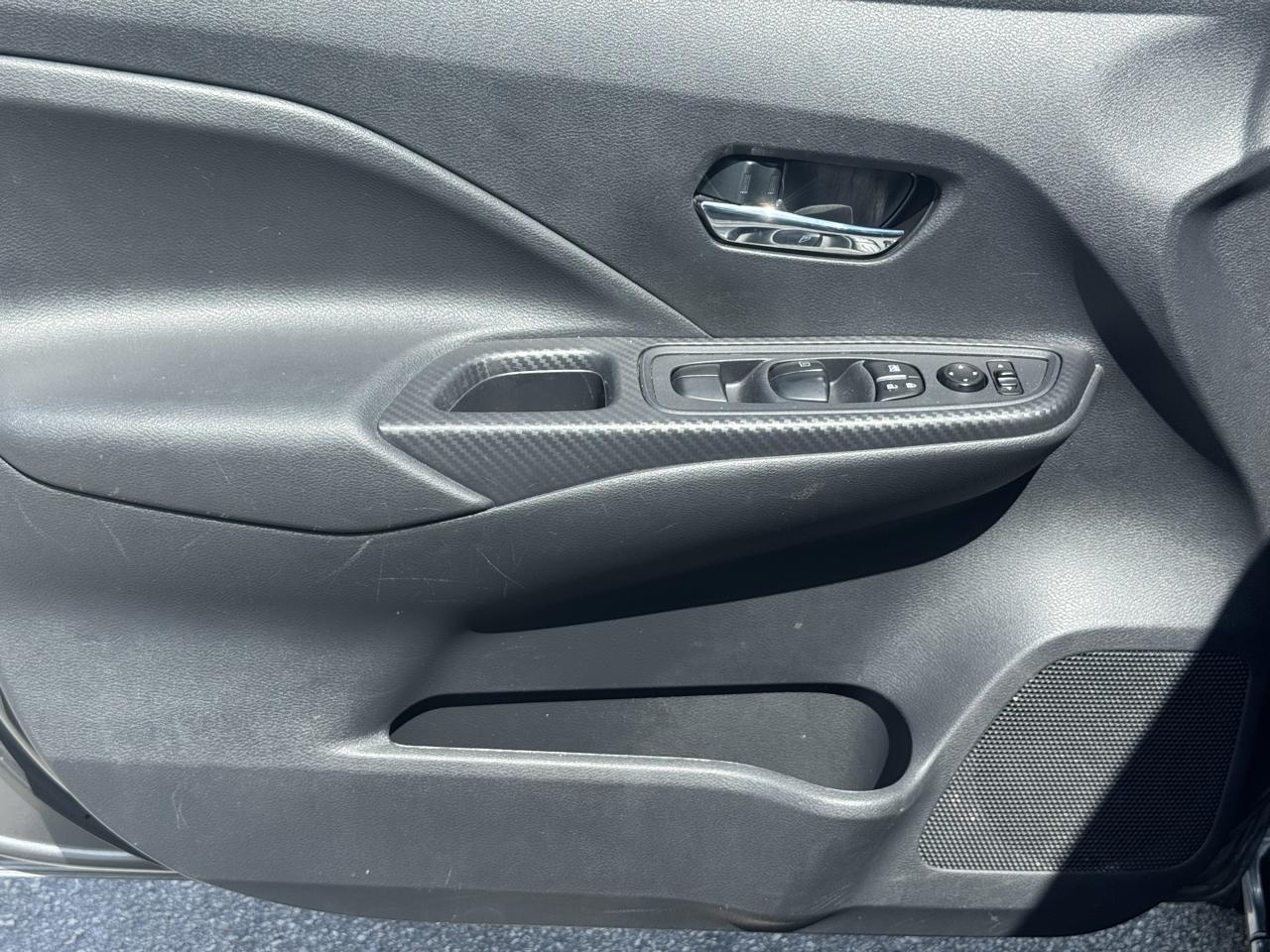 Nissan Versa SV CVT 2025