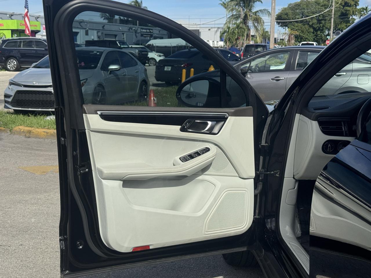 Porsche Macan AWD 2020