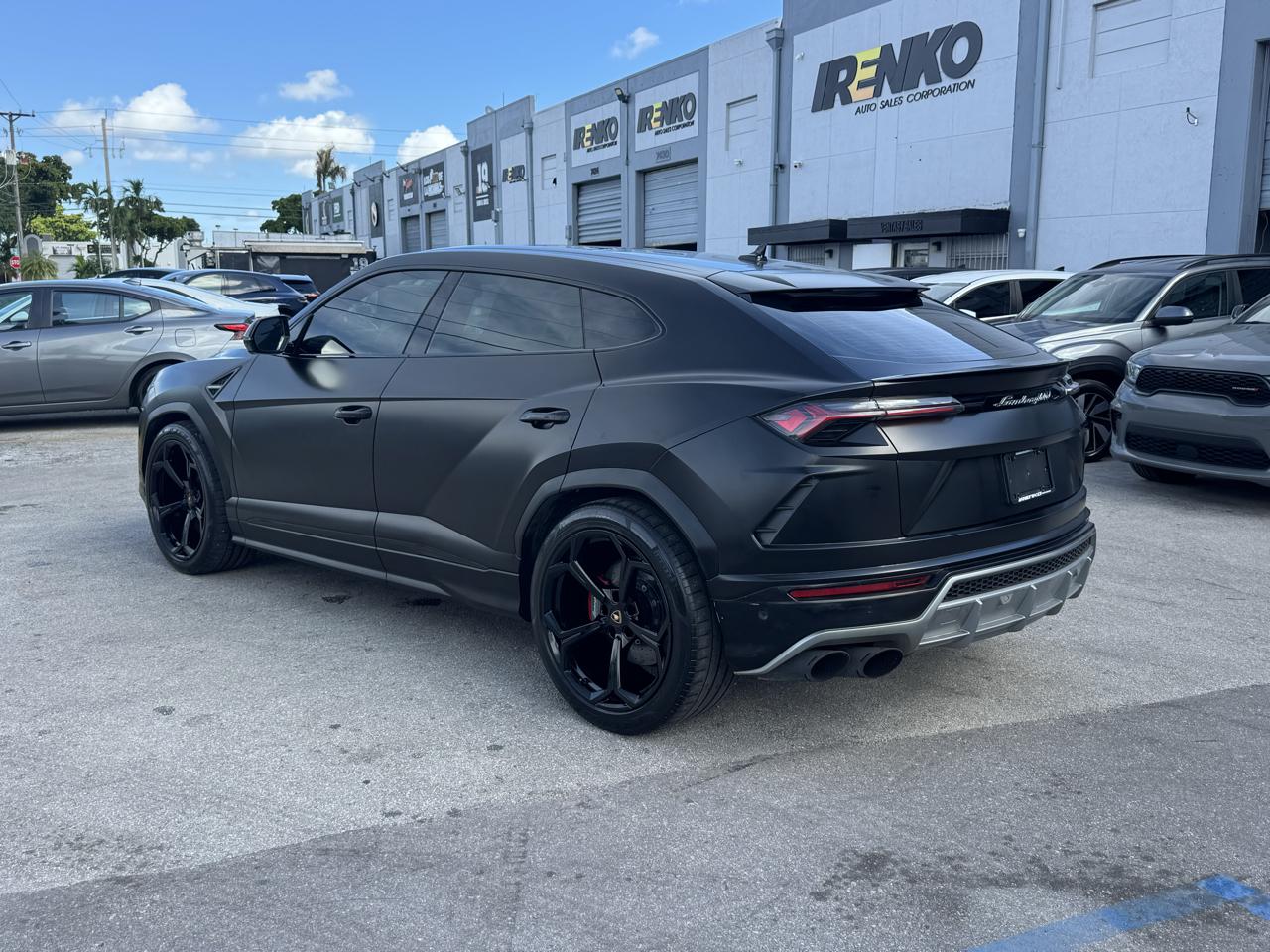 Lamborghini Urus AWD 2020