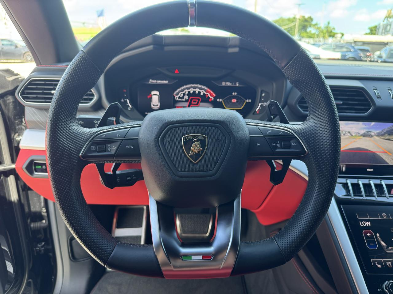 Lamborghini Urus AWD 2020