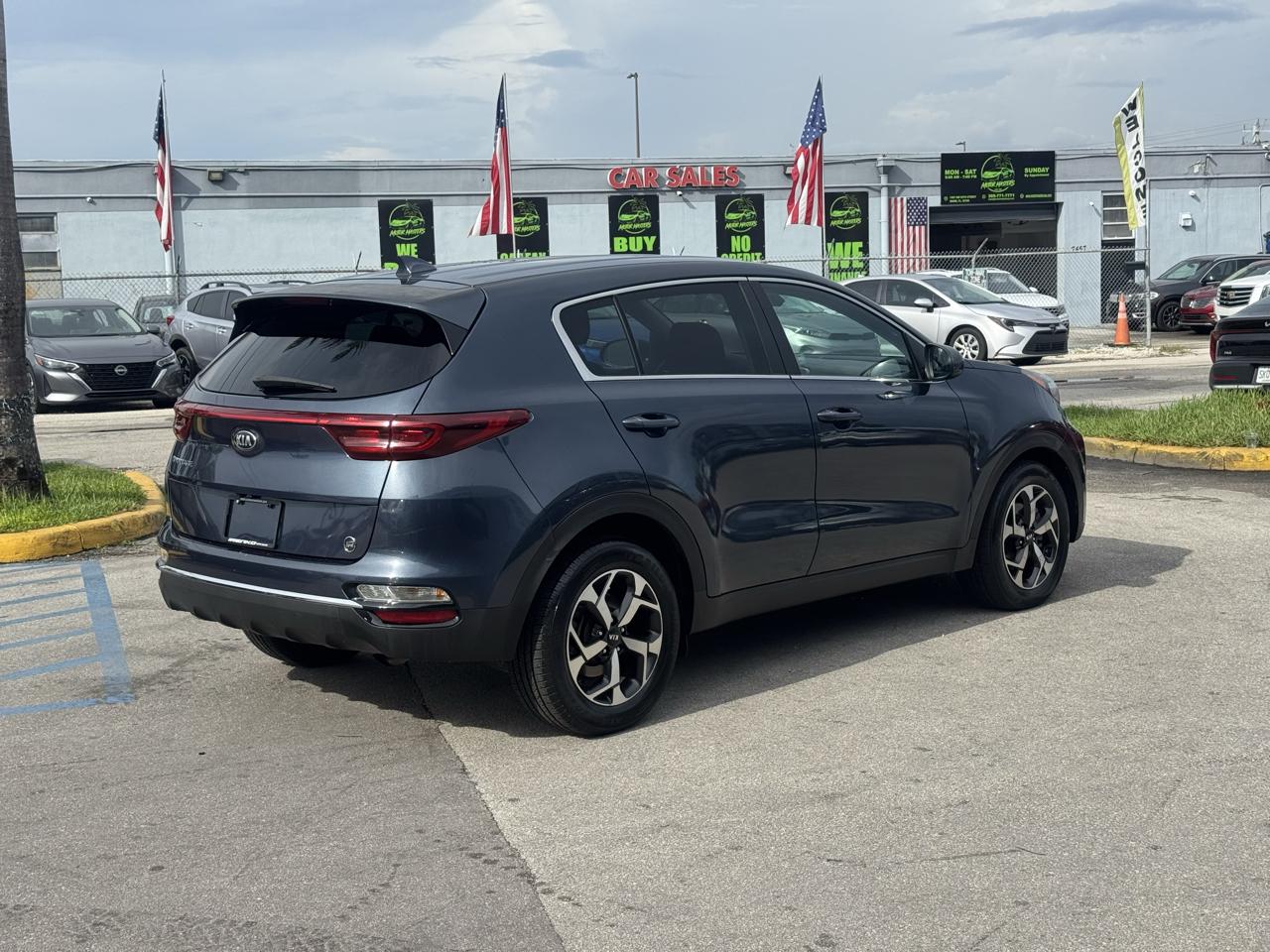 Kia Sportage LX FWD 2021