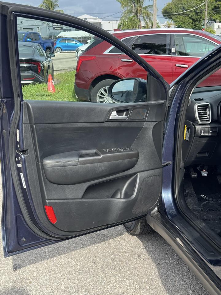 Kia Sportage LX FWD 2021