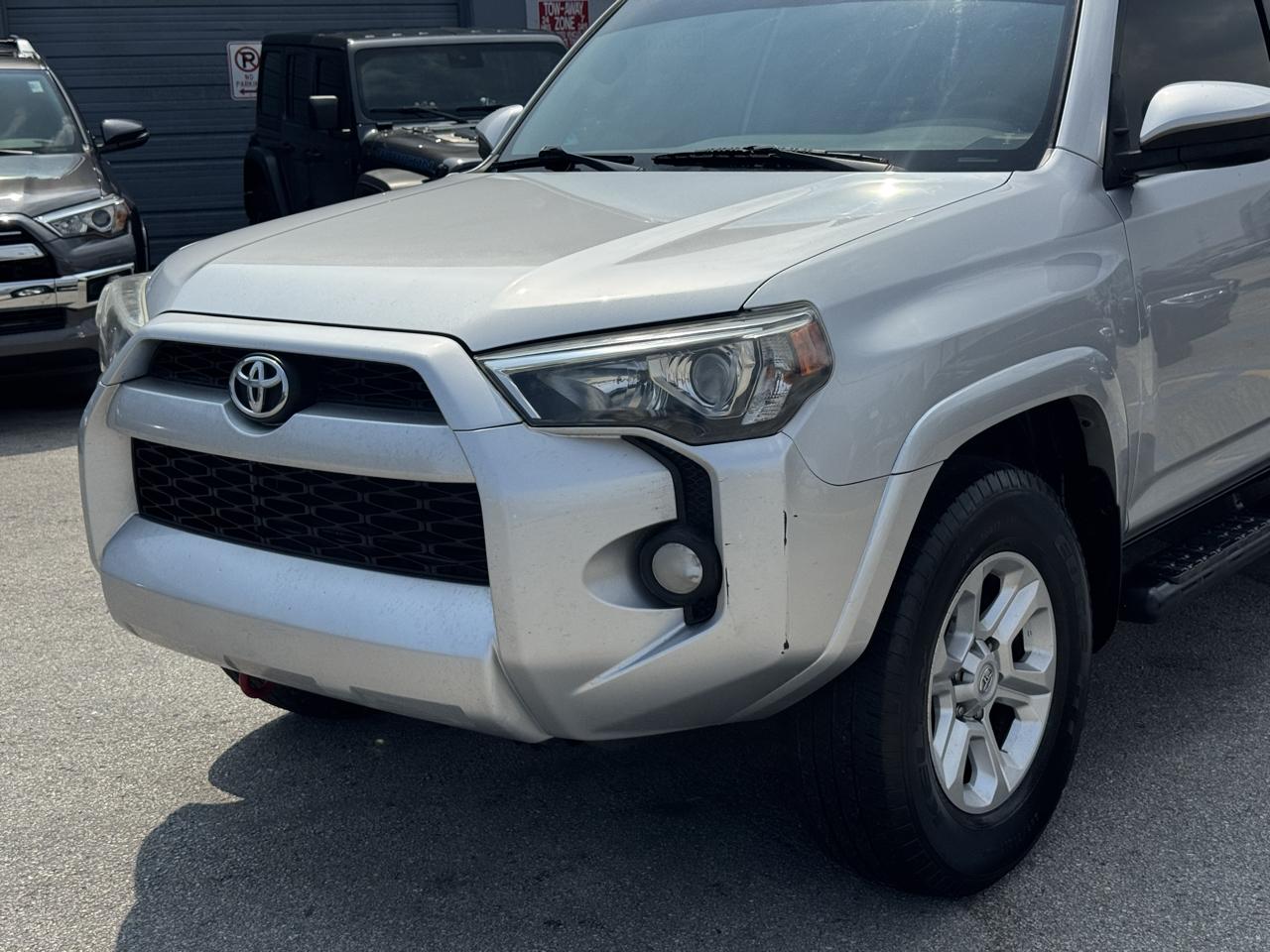 Toyota 4Runner TRD Off Road Premium 4WD (Natl) 2017