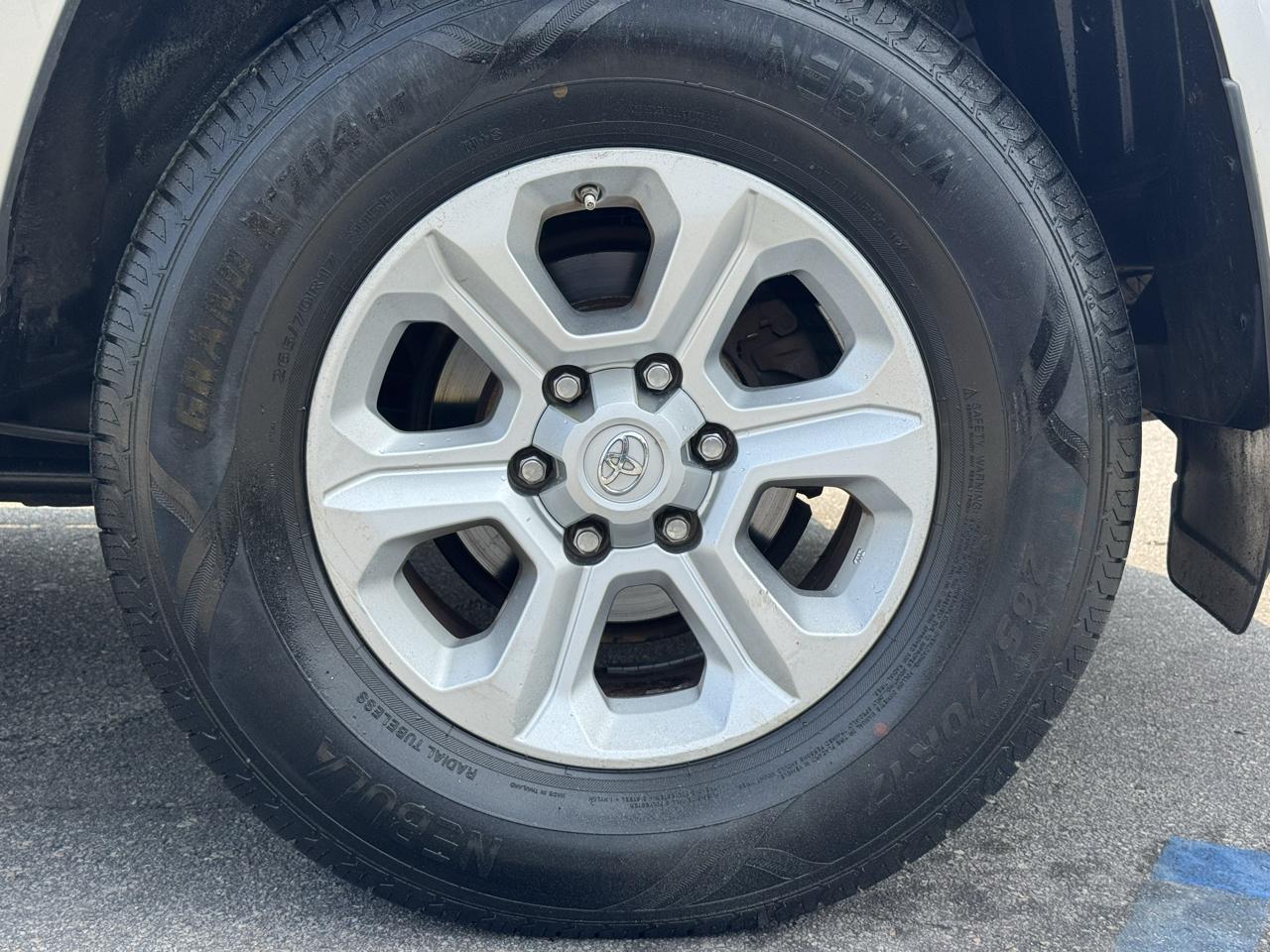 Toyota 4Runner TRD Off Road Premium 4WD (Natl) 2017