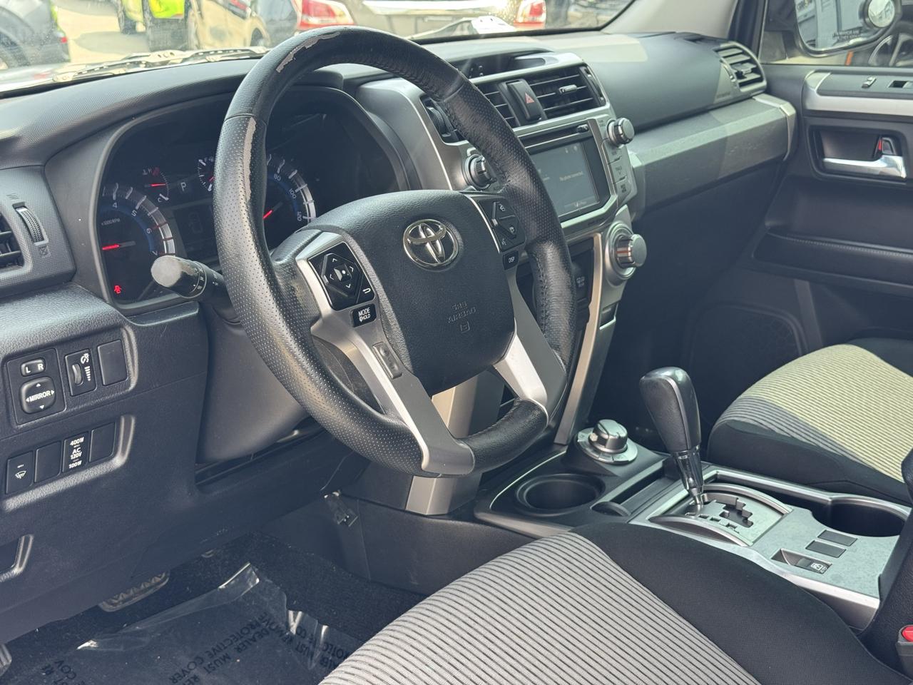 Toyota 4Runner TRD Off Road Premium 4WD (Natl) 2017