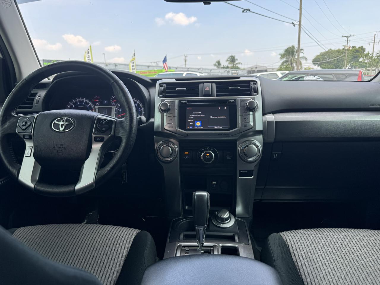Toyota 4Runner TRD Off Road Premium 4WD (Natl) 2017