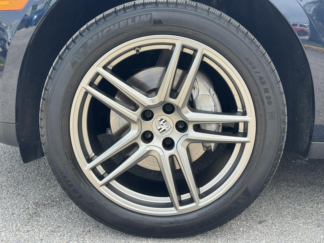 Porsche Macan AWD 2019