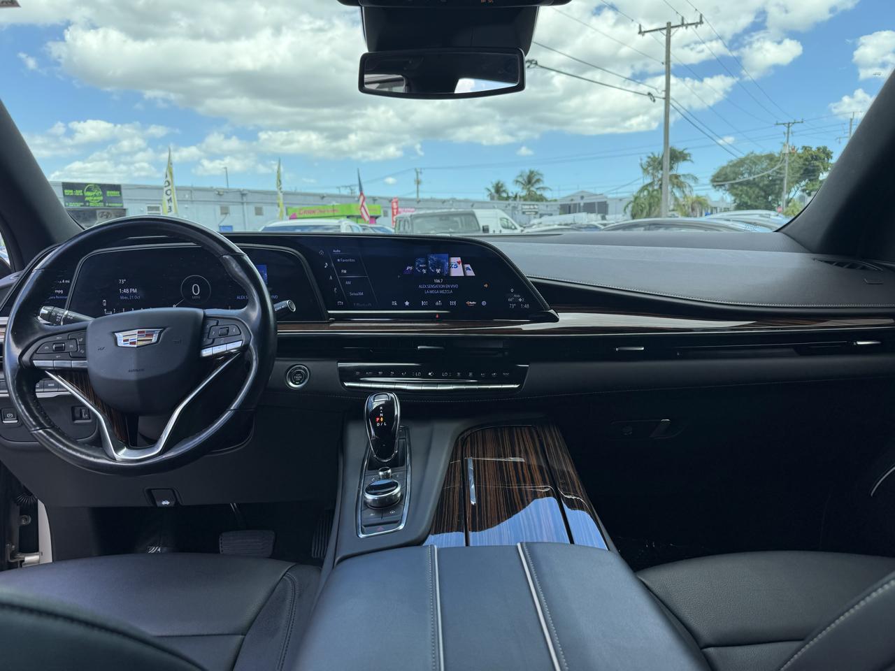 Cadillac Escalade 4WD 4dr Luxury 2023