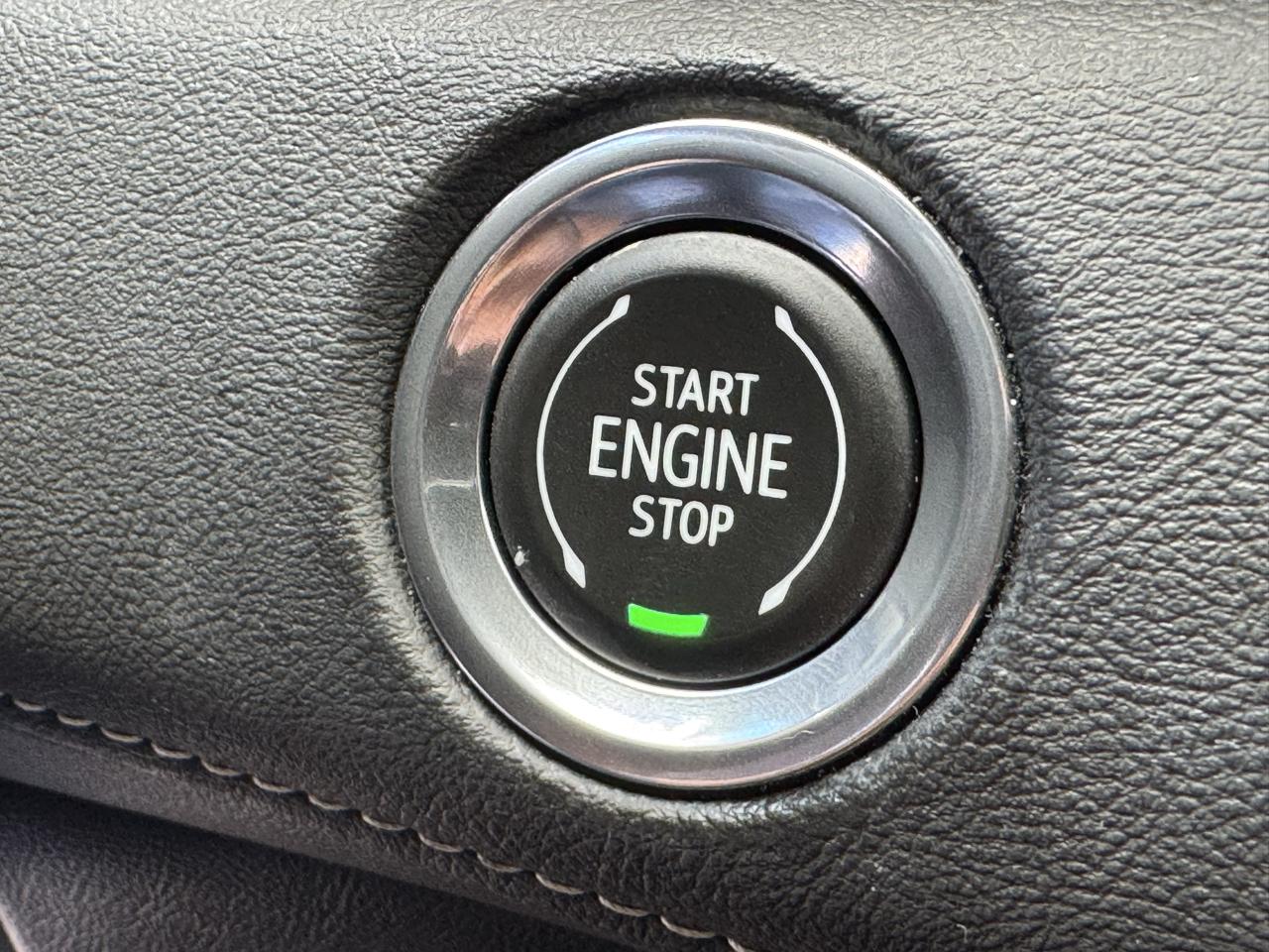 Cadillac Escalade 4WD 4dr Luxury 2023