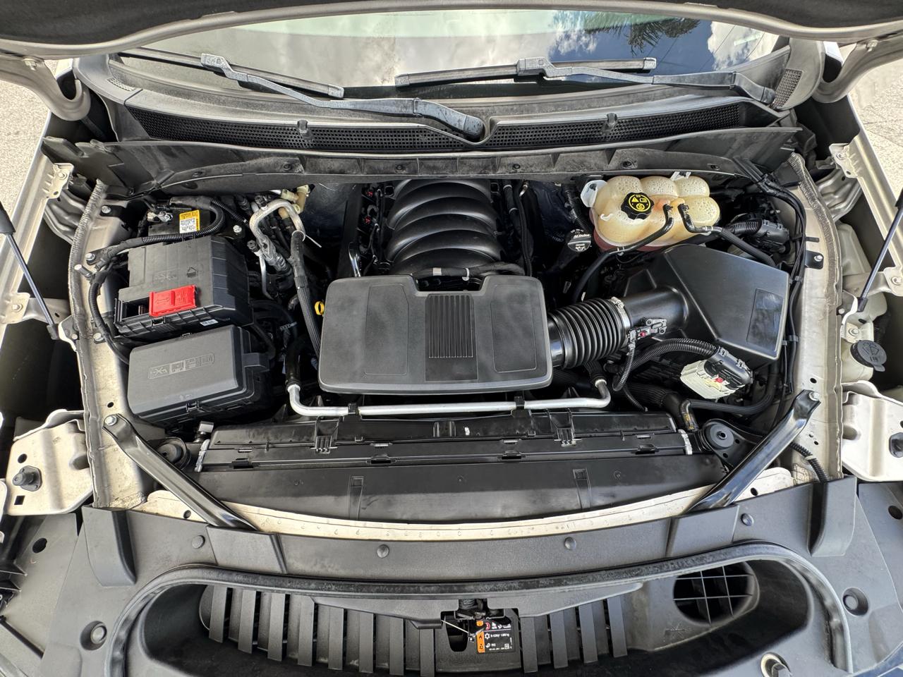 Cadillac Escalade 4WD 4dr Luxury 2023