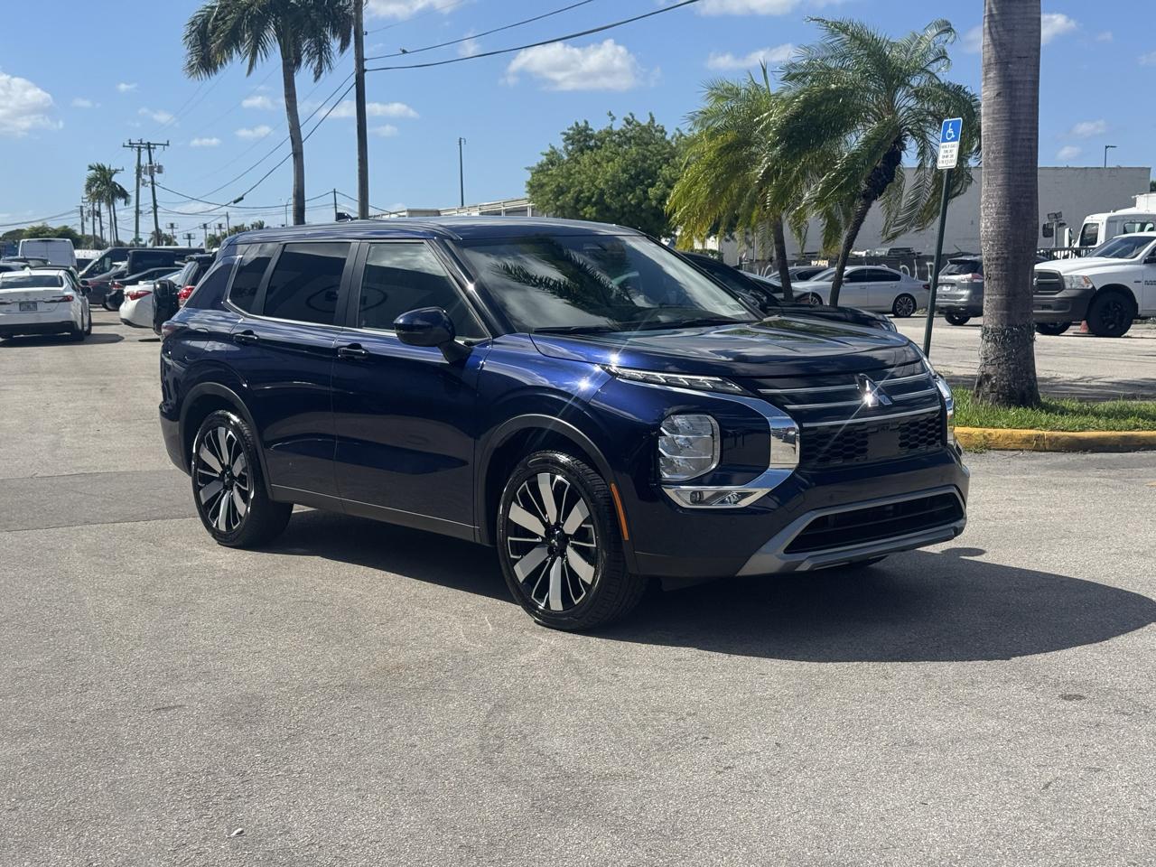 Mitsubishi Outlander Trail Edition S-AWC 2025