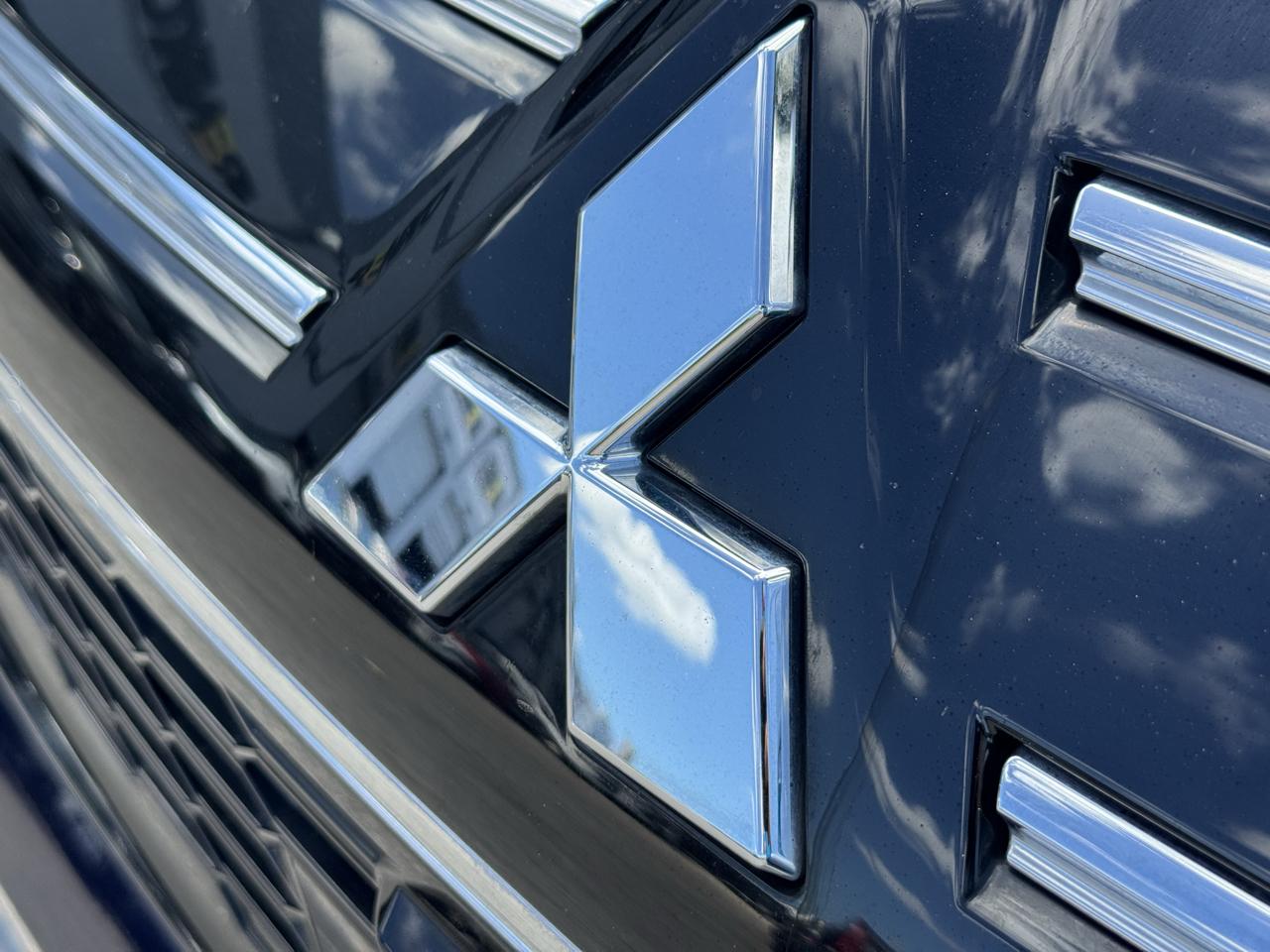 Mitsubishi Outlander Trail Edition S-AWC 2025
