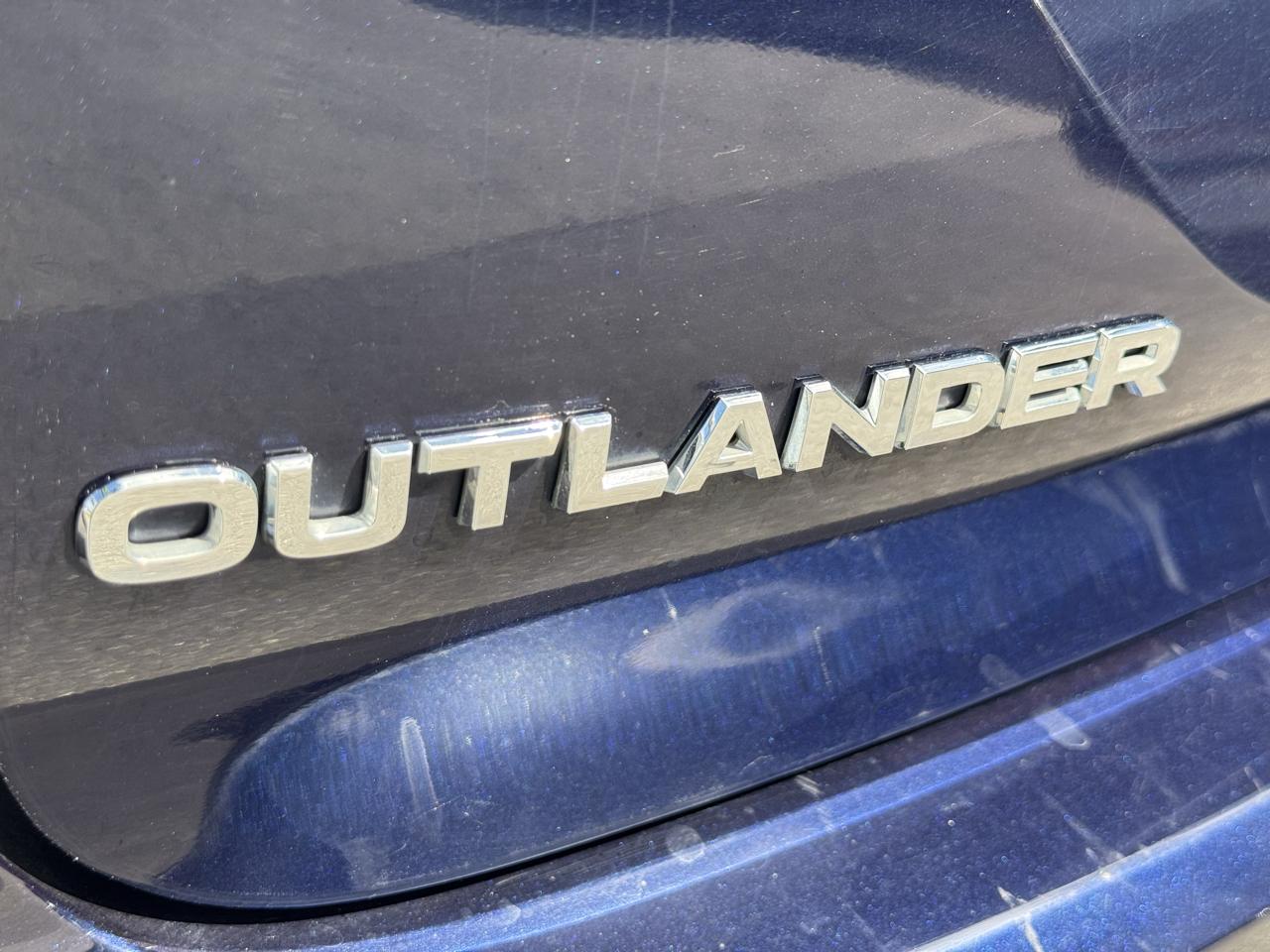 Mitsubishi Outlander Trail Edition S-AWC 2025