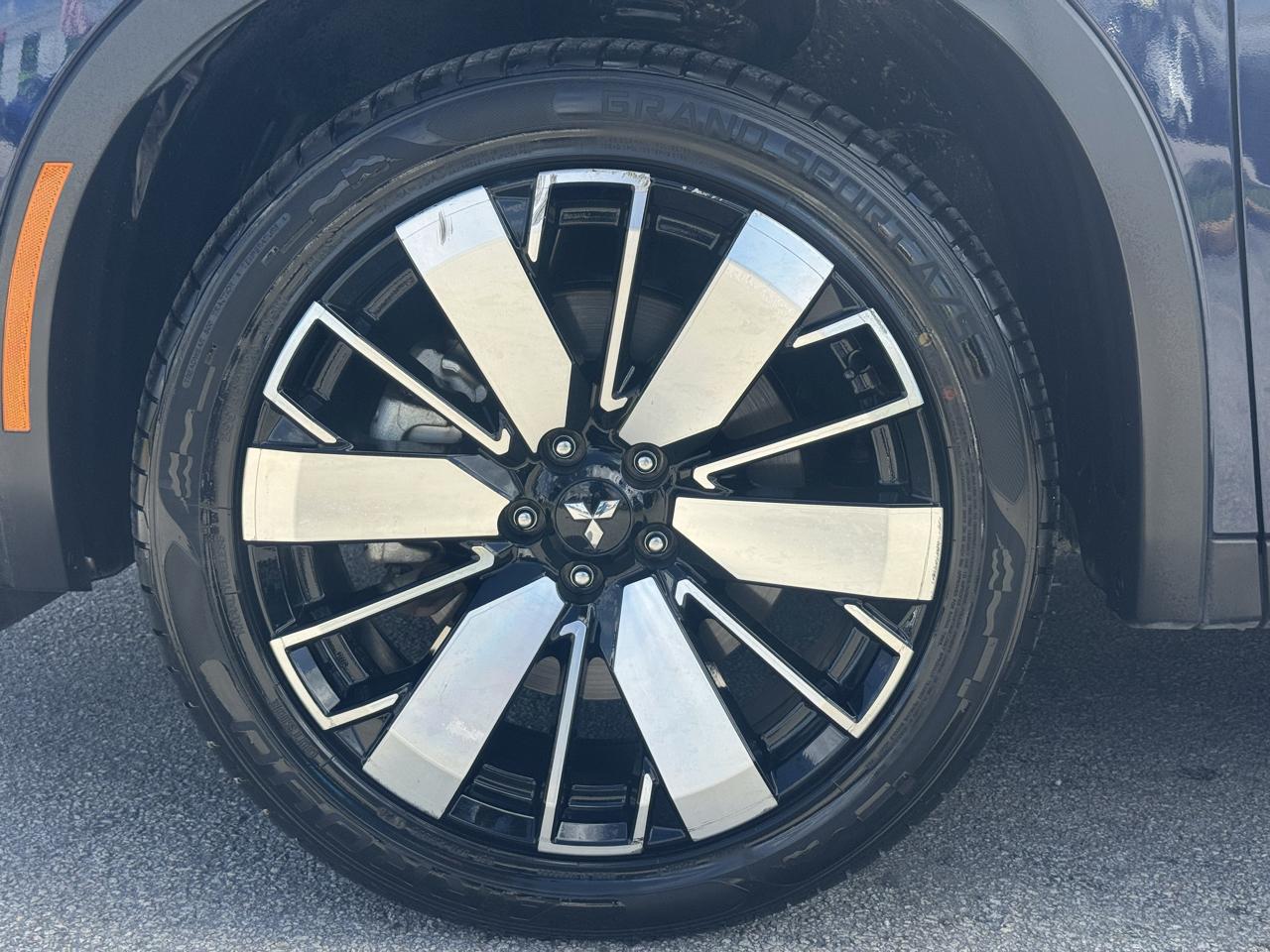 Mitsubishi Outlander Trail Edition S-AWC 2025