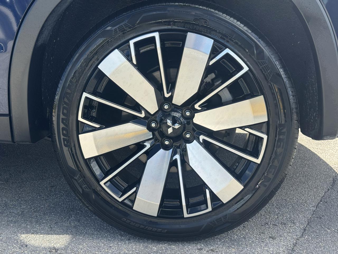 Mitsubishi Outlander Trail Edition S-AWC 2025