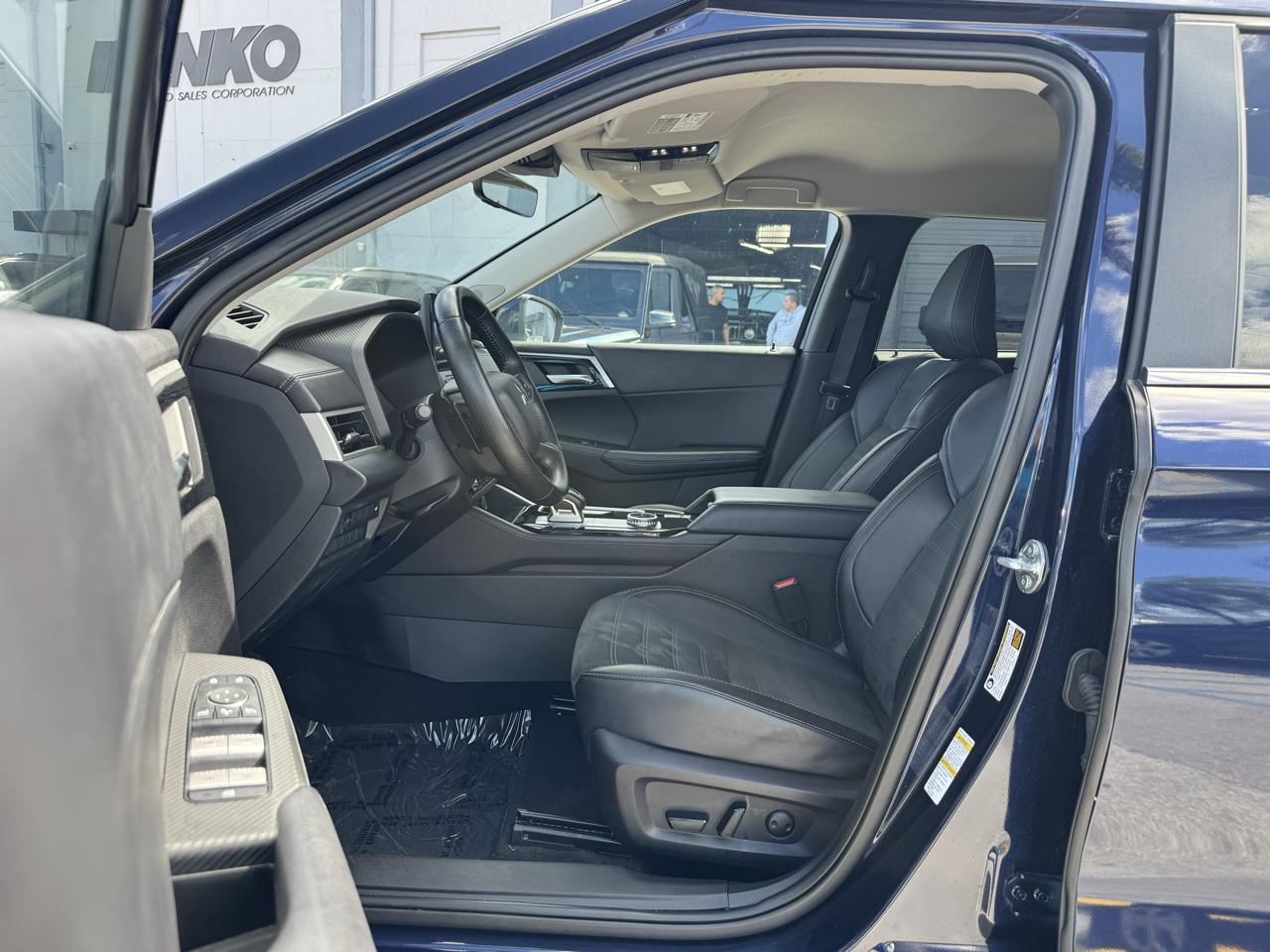 Mitsubishi Outlander Trail Edition S-AWC 2025