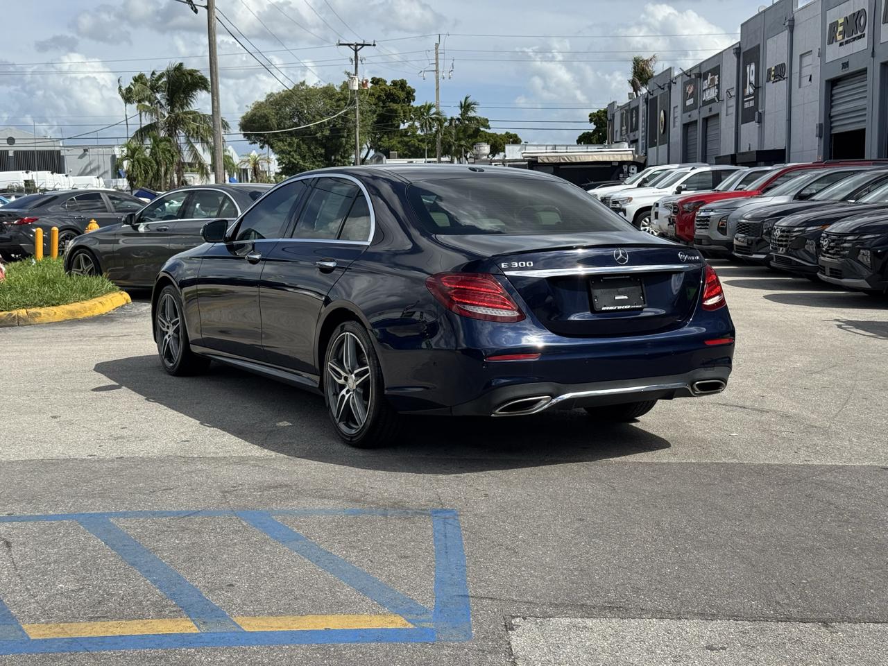 Mercedes-Benz E-Class E 300 Sport 4MATIC Sedan 2017