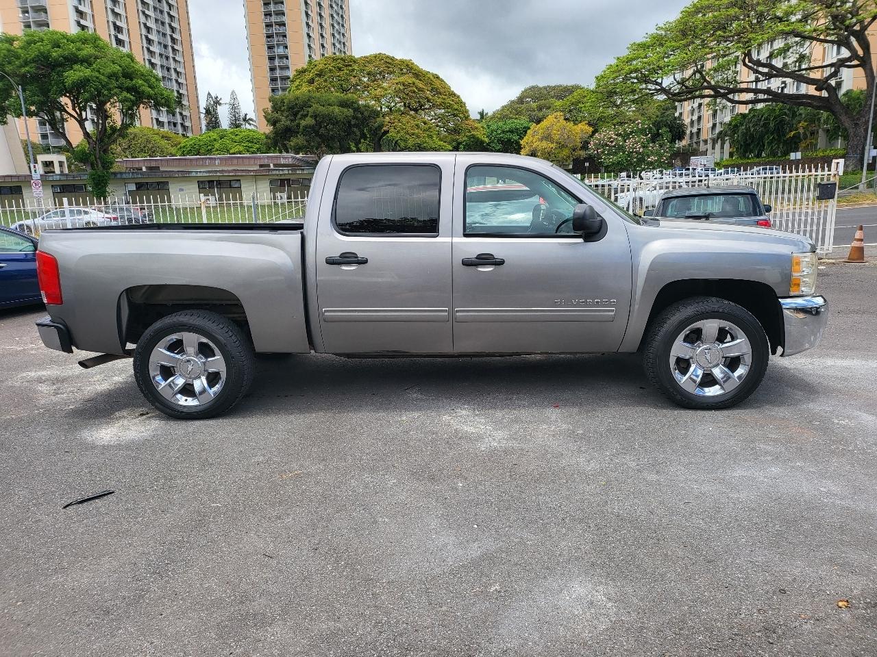 Chevrolet Silverado 1500 4WD Crew Cab 143.5" LT 2013