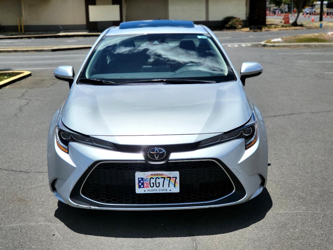 2021 Toyota Corolla XLE photo 2