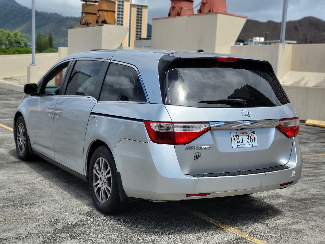 2012 Honda Odyssey EX-L photo 3