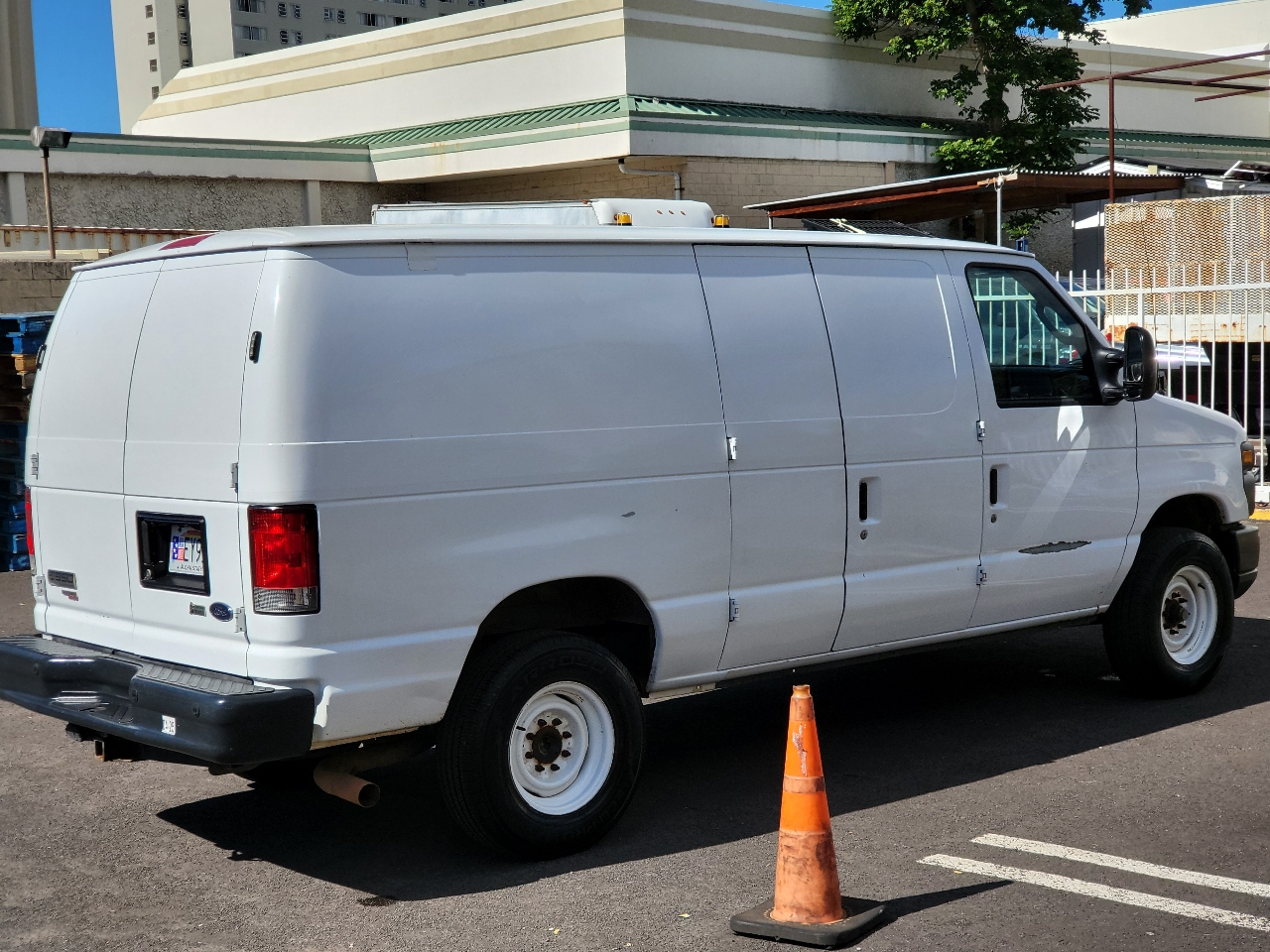 Ford Econoline Cargo Van E-350 Super Duty Recreational 2014
