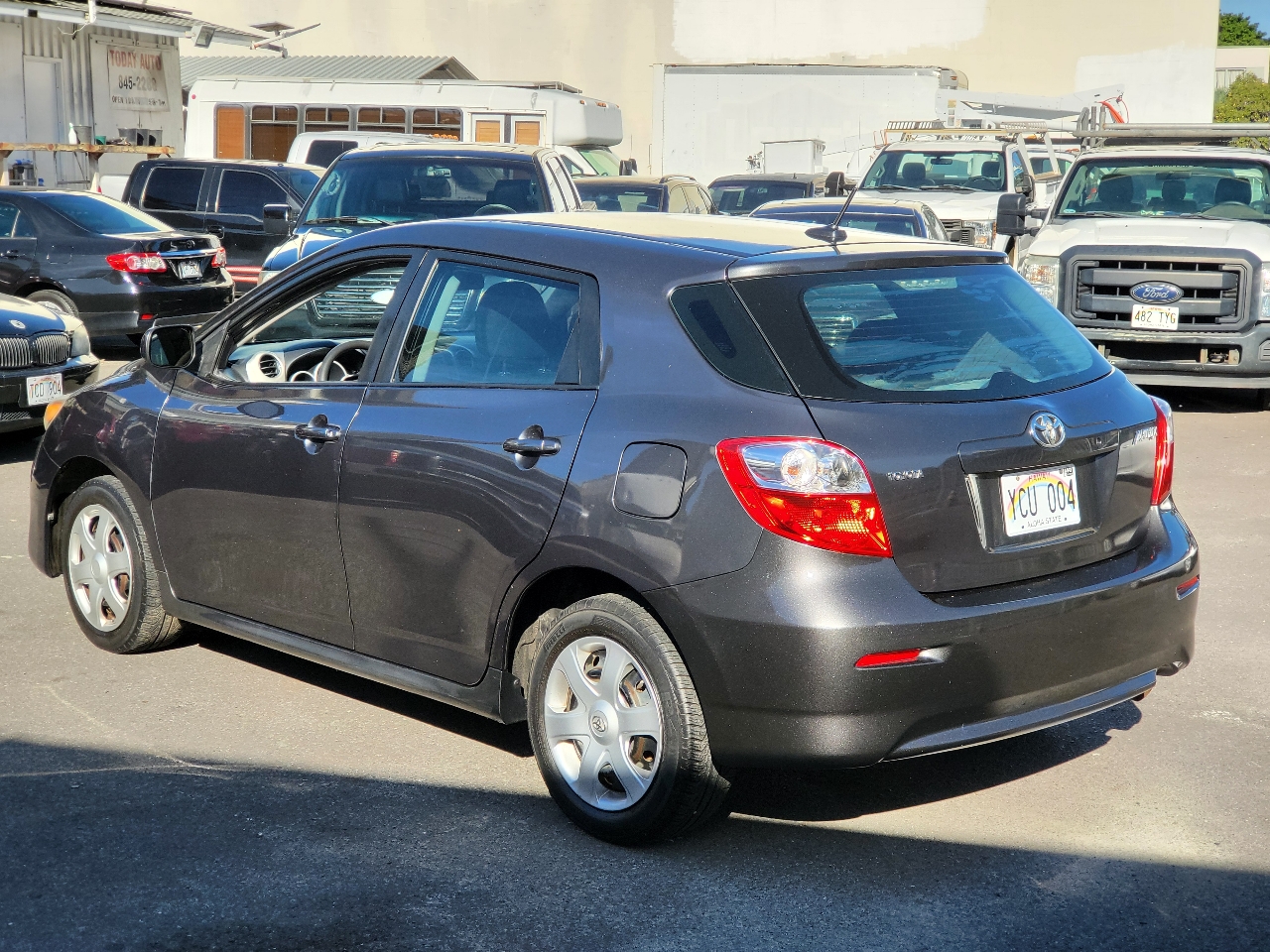Toyota Matrix Base 4D Hatchback 2010