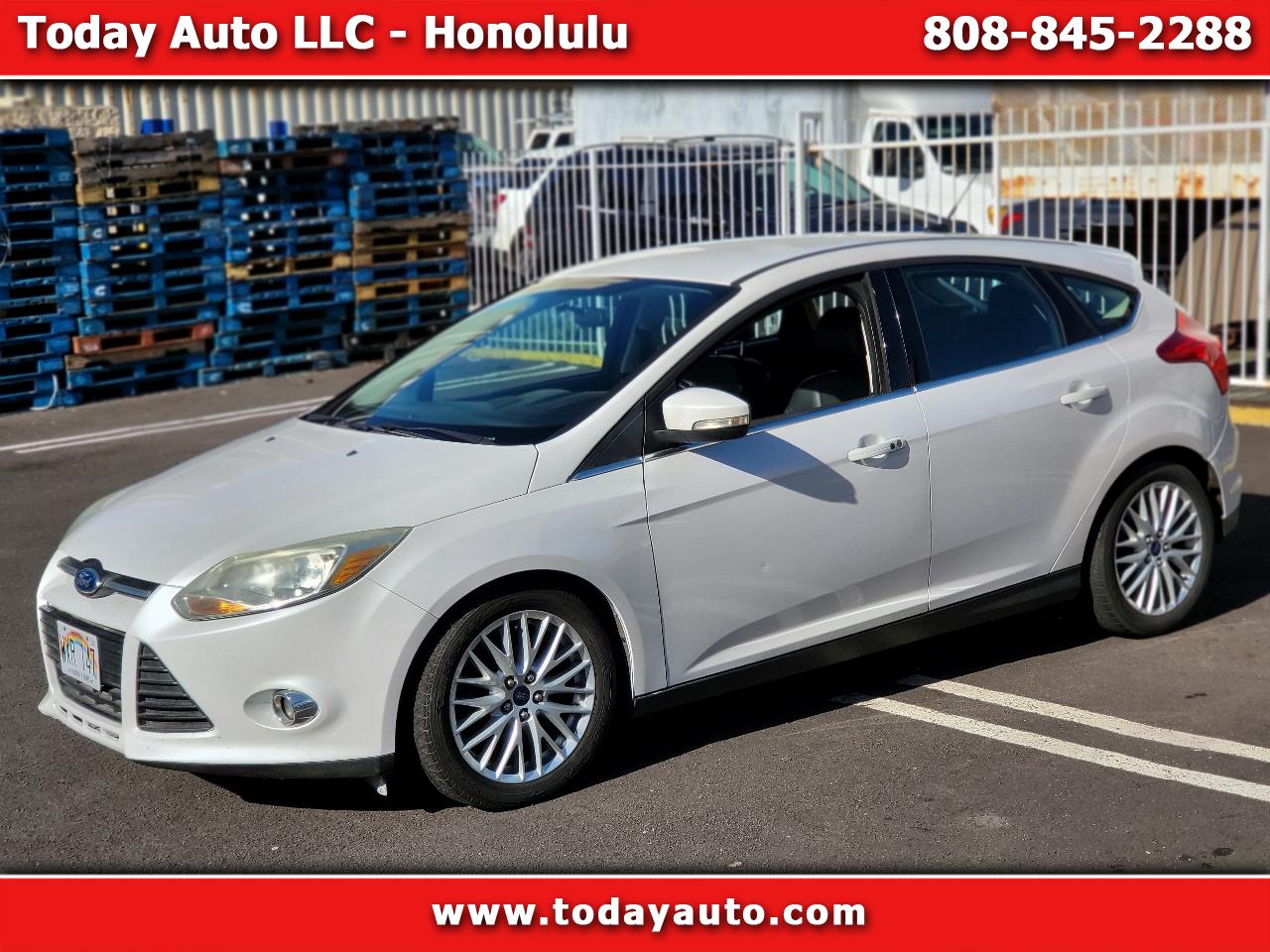 2014 Ford Focus 5dr HB Titanium