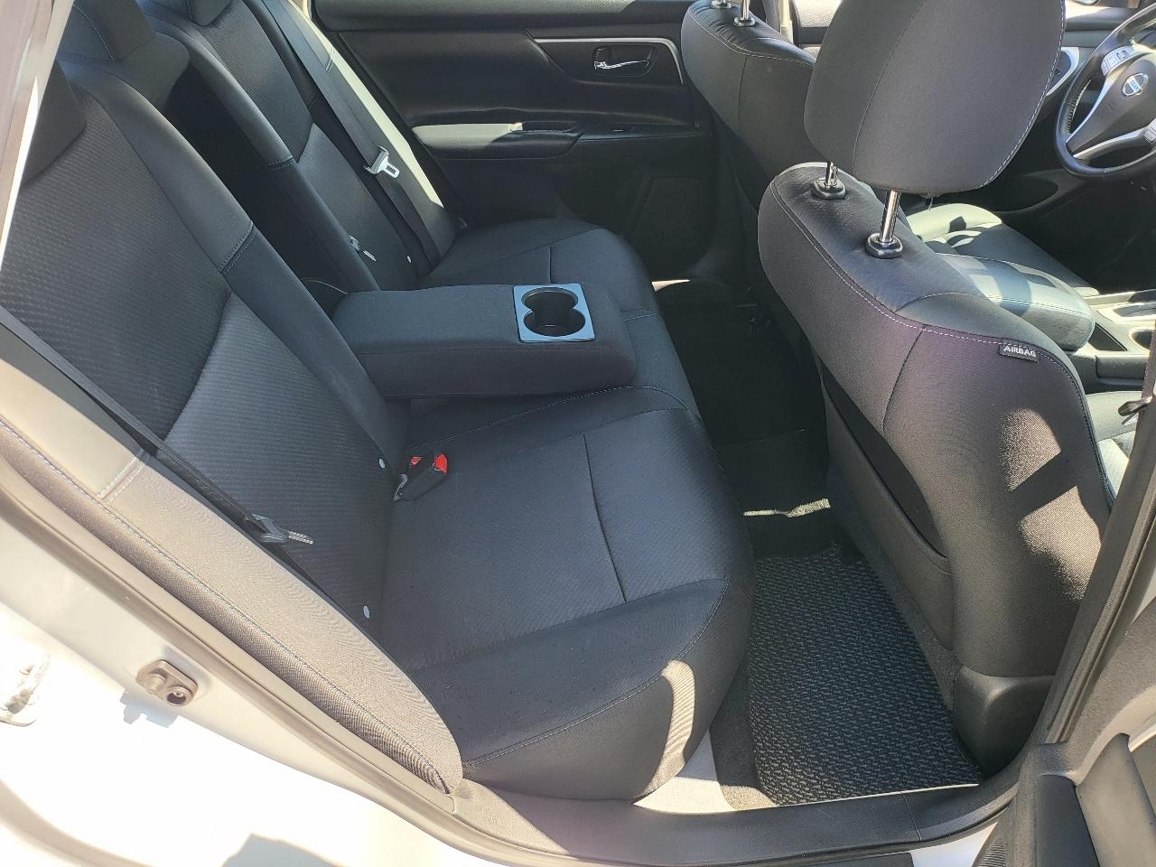 Nissan Altima 4dr Sdn I4 2.5 SR 2016