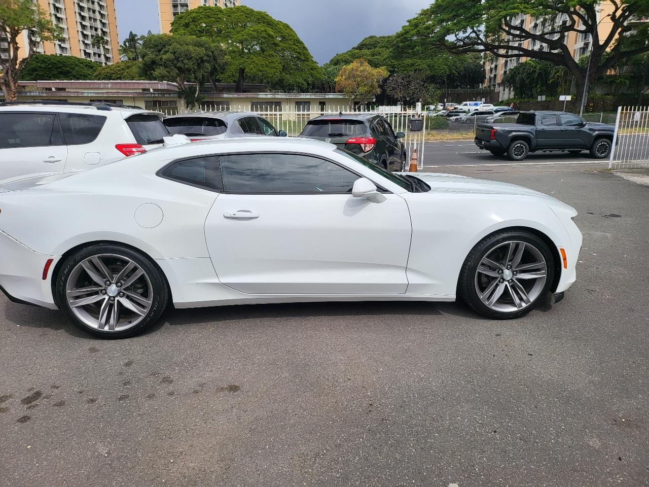 Chevrolet Camaro 2dr Cpe 2LT 2018