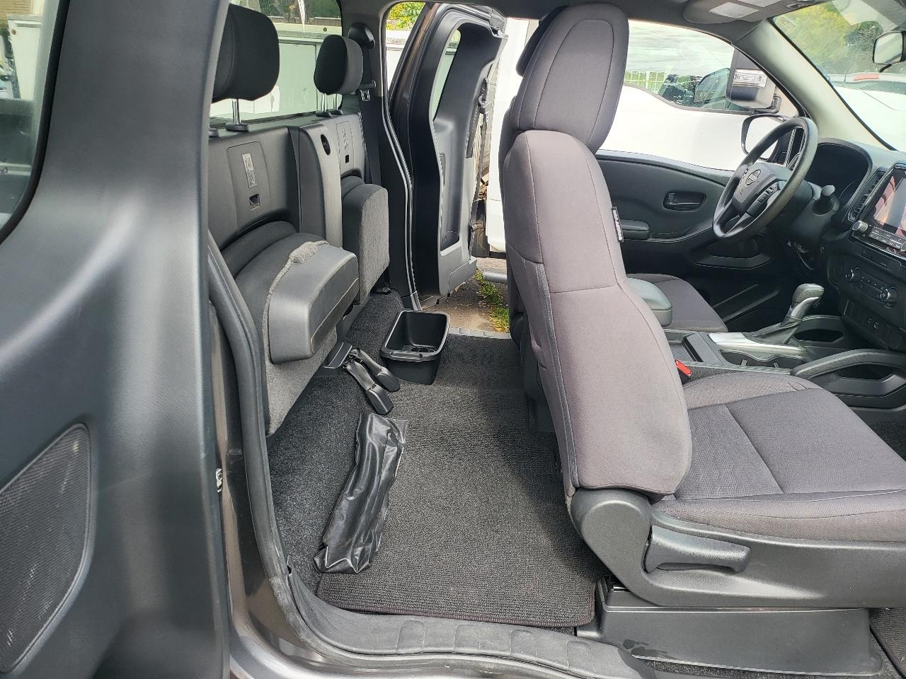 Nissan Frontier King Cab 4x2 S 2024