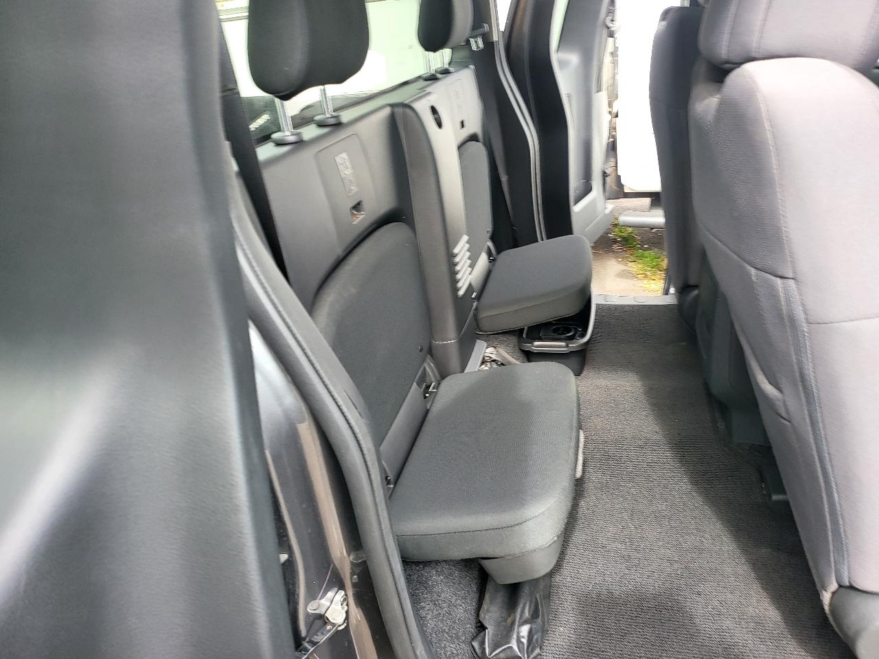 Nissan Frontier King Cab 4x2 S 2024