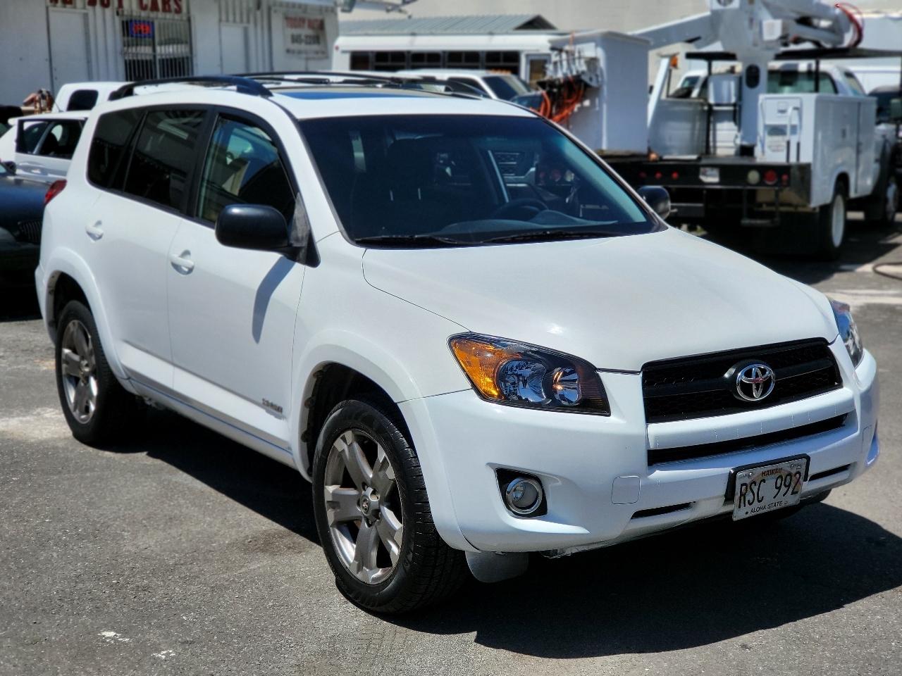 Toyota RAV4 FWD 4dr 4-cyl 4-Spd AT Sport (Natl) 2011