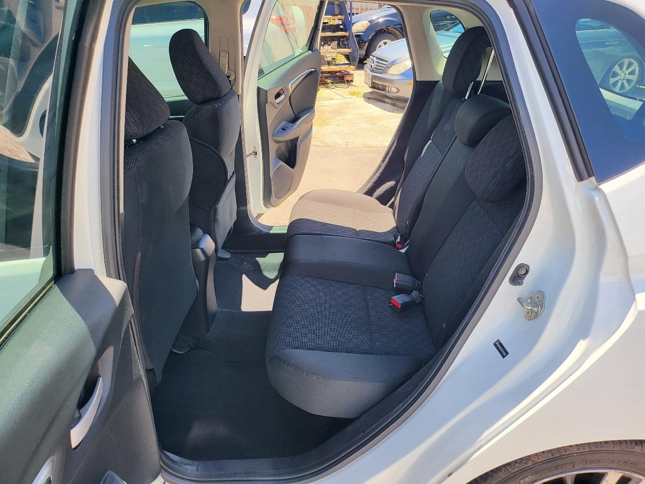 Honda Fit 5dr HB CVT LX 2015