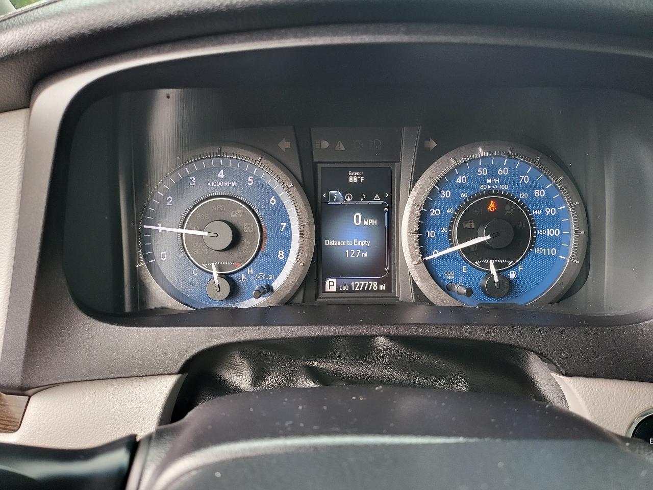 Toyota Sienna XLE Auto Access Seat FWD 7-Passenger (Natl) 2017