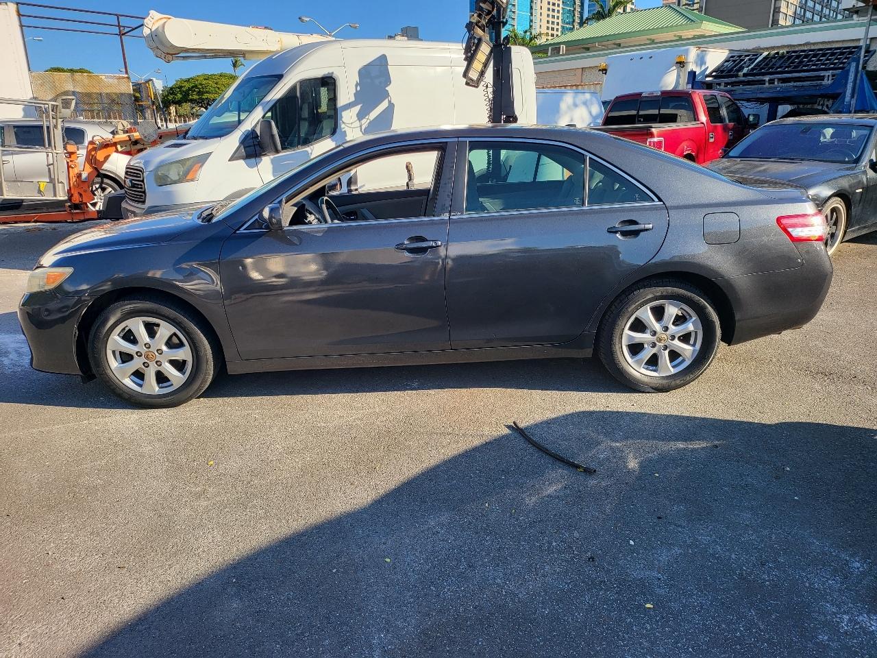 Toyota Camry 4dr Sdn V6 Auto XLE (Natl) 2010