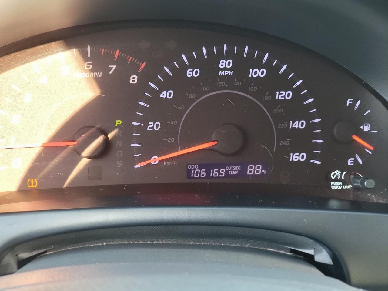Toyota Camry 4dr Sdn V6 Auto XLE (Natl) 2010