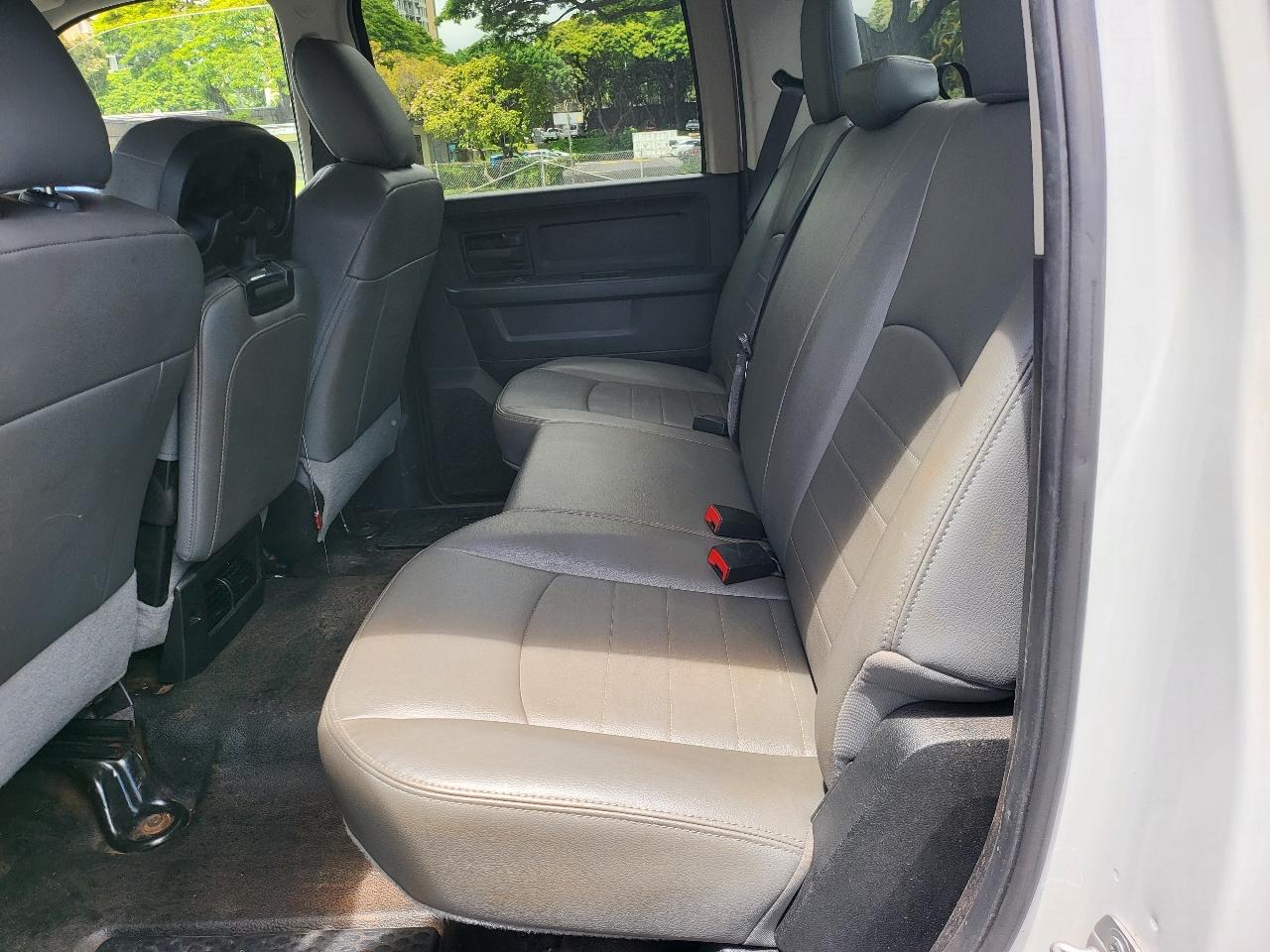 RAM 2500 Tradesman 4x2 Crew Cab 8' Box 2018