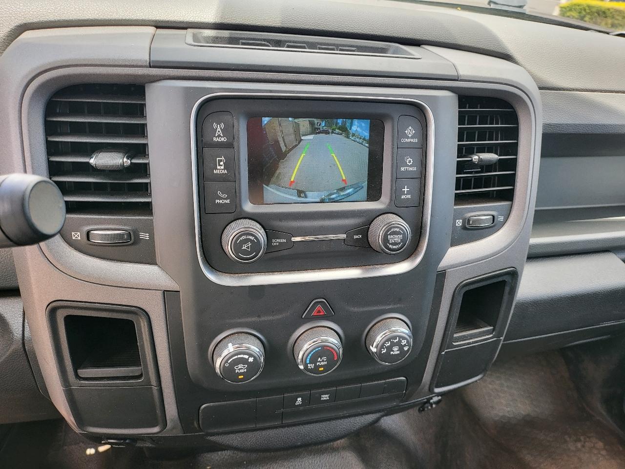 RAM 2500 Tradesman 4x2 Crew Cab 8' Box 2018