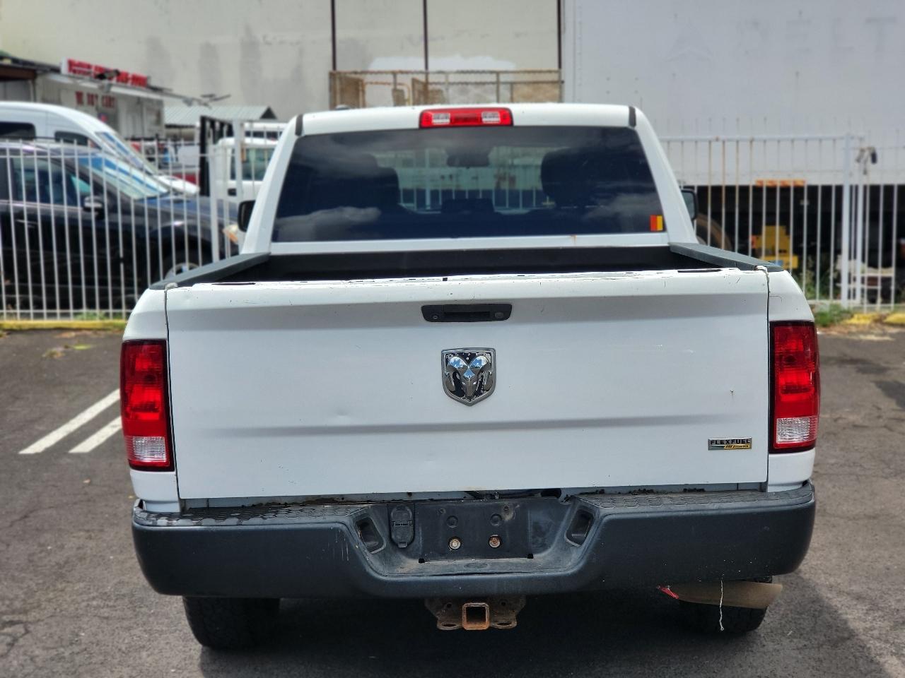 RAM 1500 Tradesman 4x2 Crew Cab 5'7" Box 2018