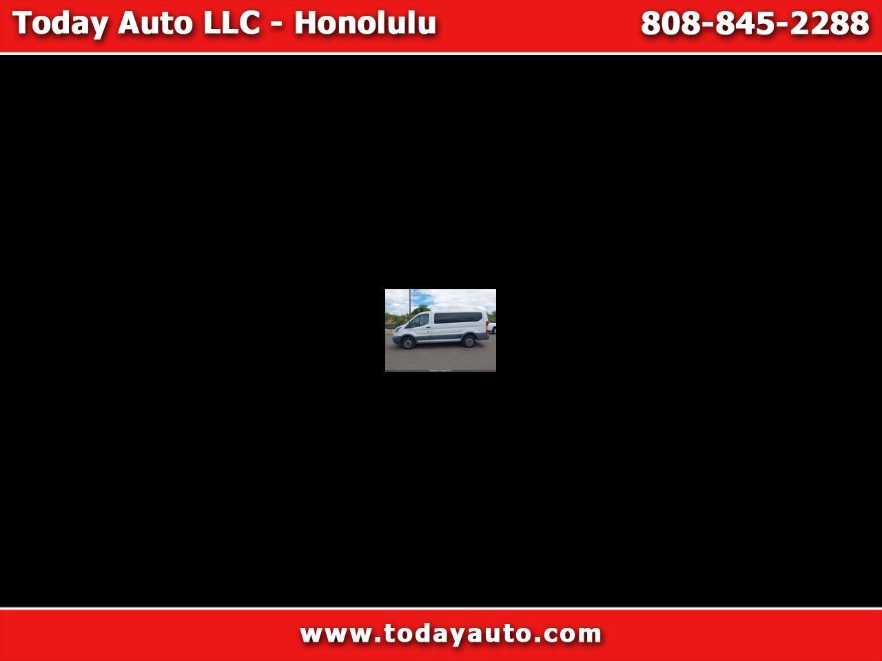 2018 Ford Transit Passenger Wagon T-150 130" Low Roof XLT Swing-Out RH Dr