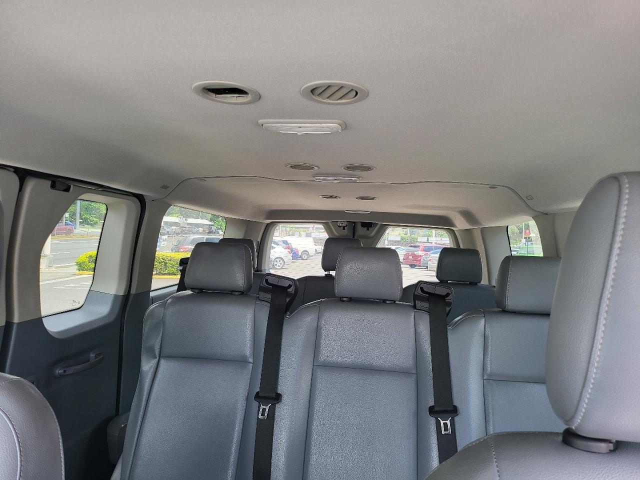 Ford Transit Passenger Wagon T-150 130" Low Roof XLT Swing-Out RH Dr 2018