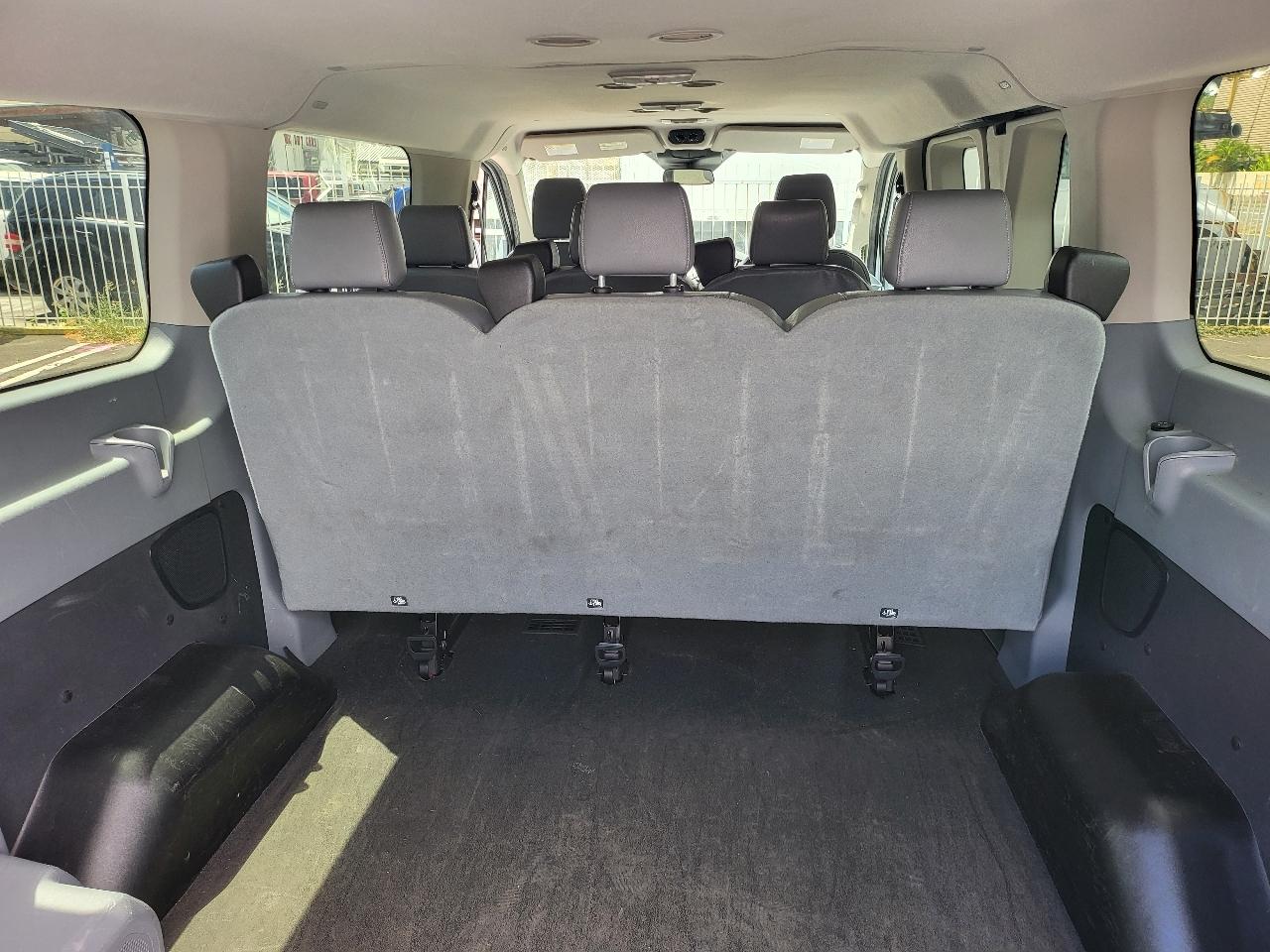 Ford Transit Passenger Wagon T-150 130" Low Roof XLT Swing-Out RH Dr 2018