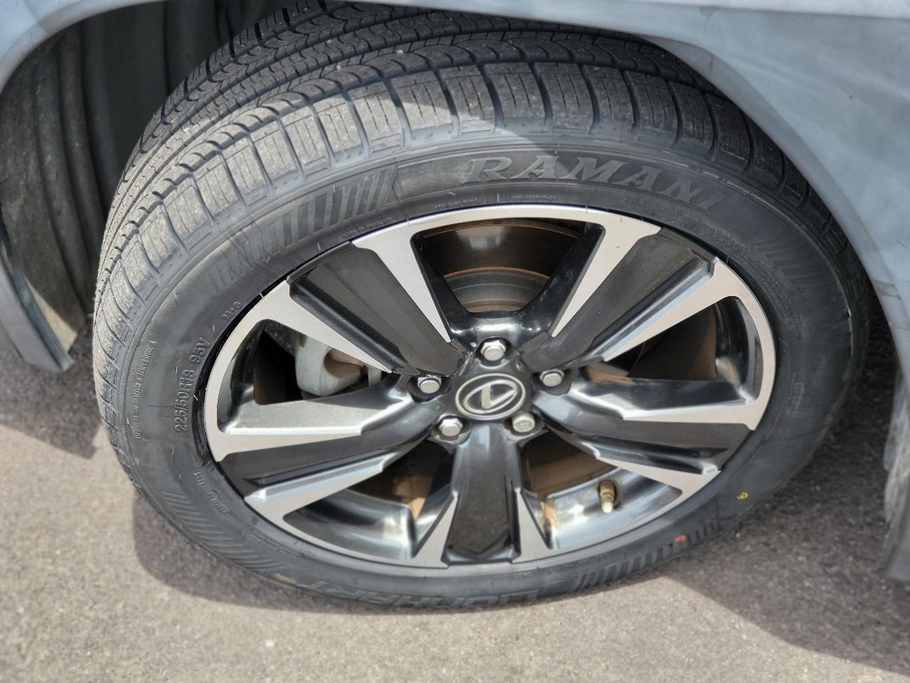 Lexus UX UX 200 FWD 2019